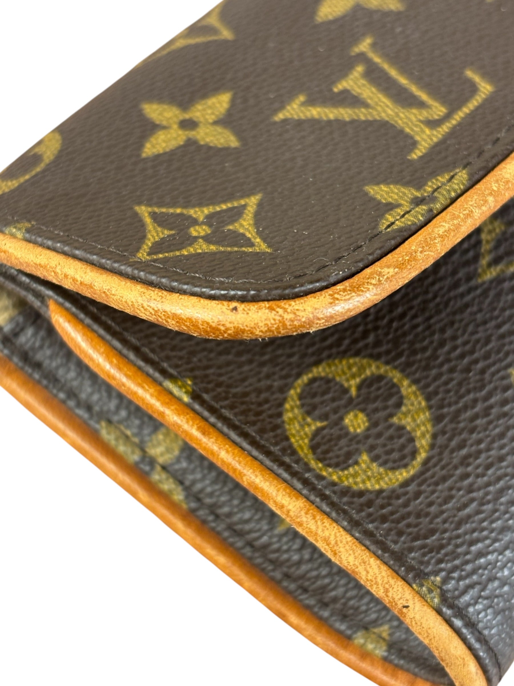 Louis Vuitton Monogram Twin Pochette GM
