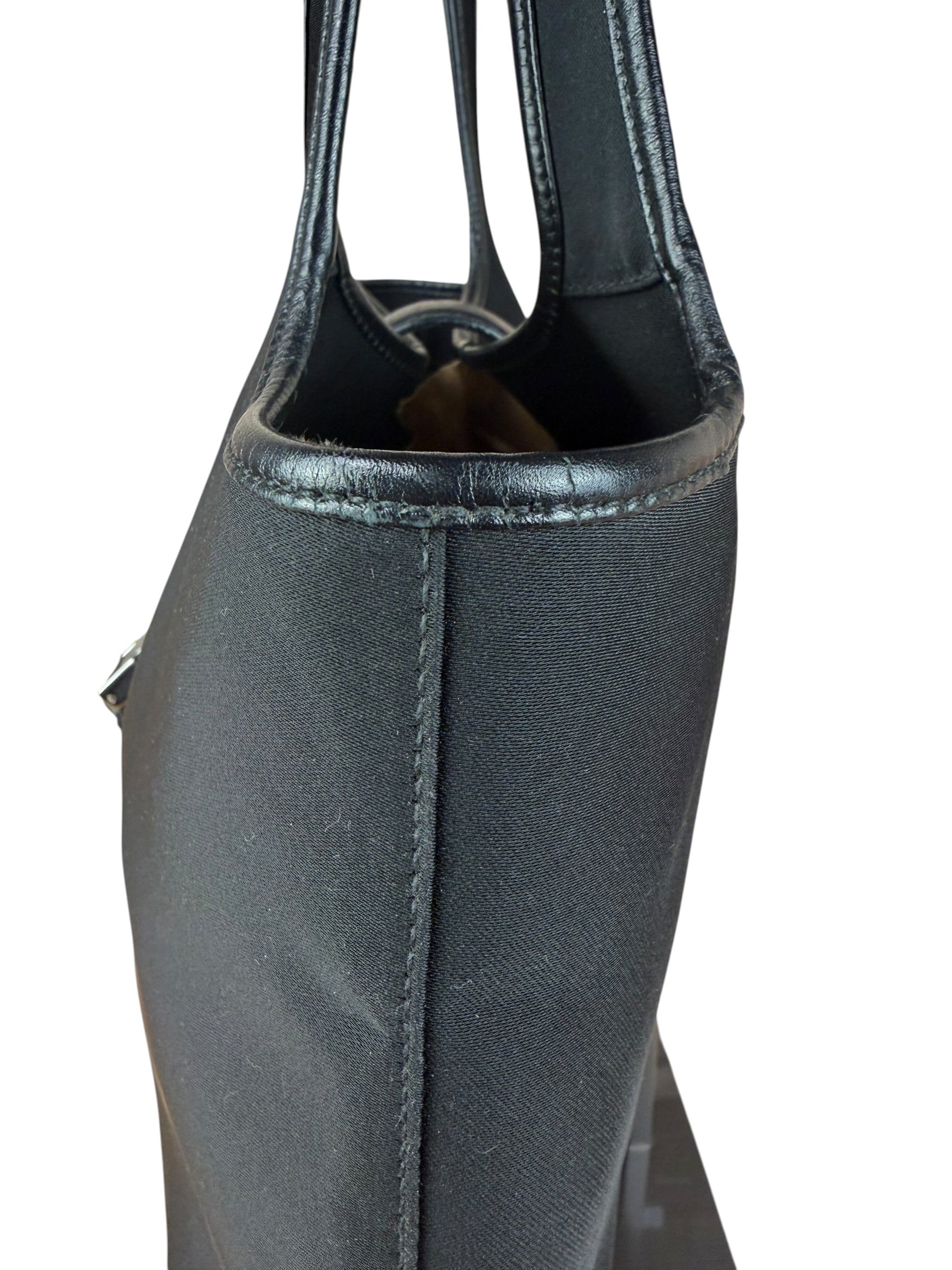 Ferragamo Vintage Black Leather Lined Shoulder Tote