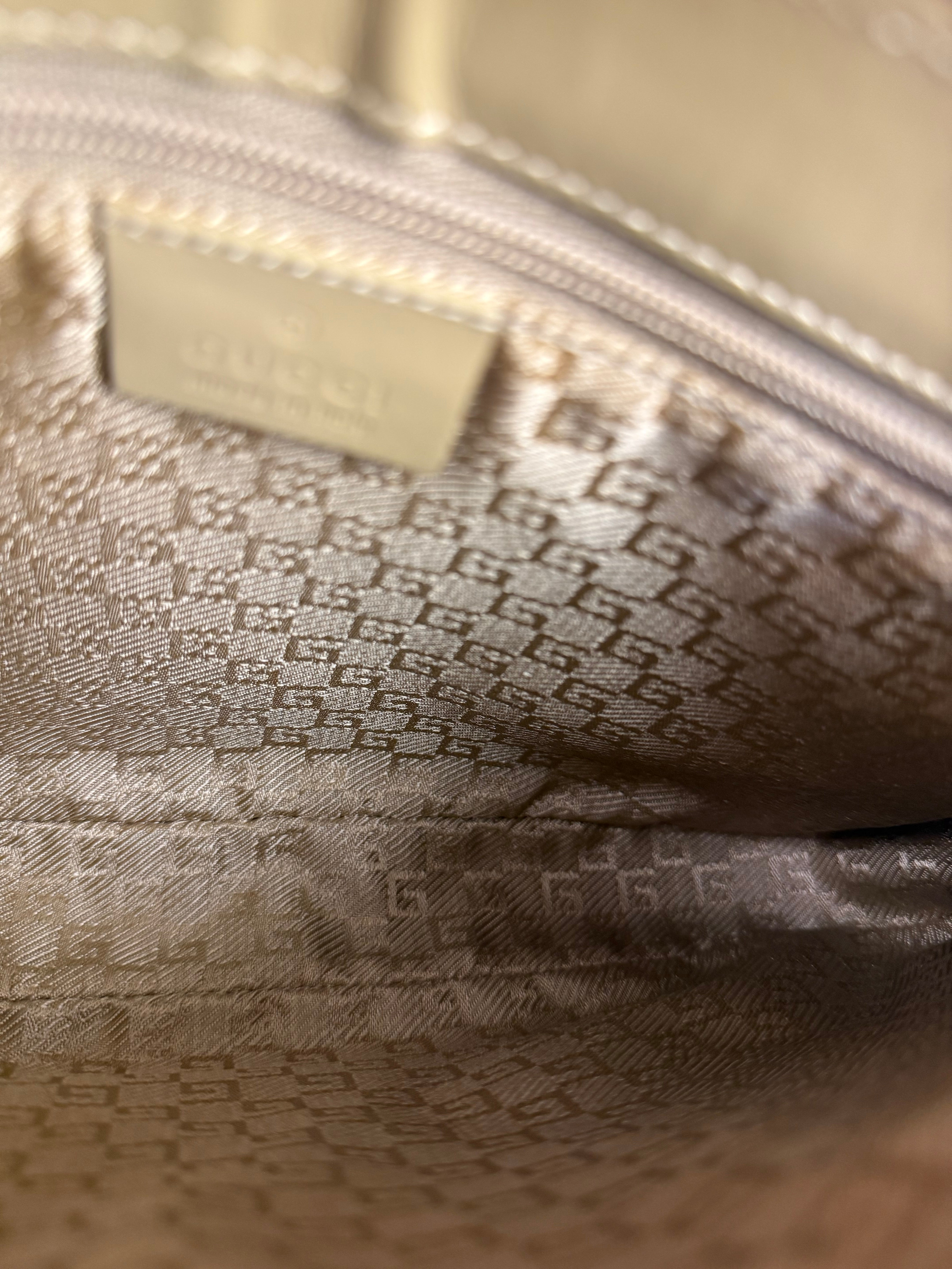 Gucci Vintage Beige Patent Leather Lady Lock Jackie Shoulder Bag