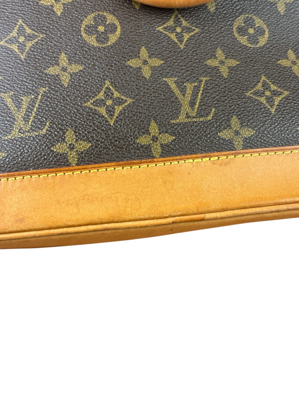 Louis Vuitton Monogram Alma Handbag MM