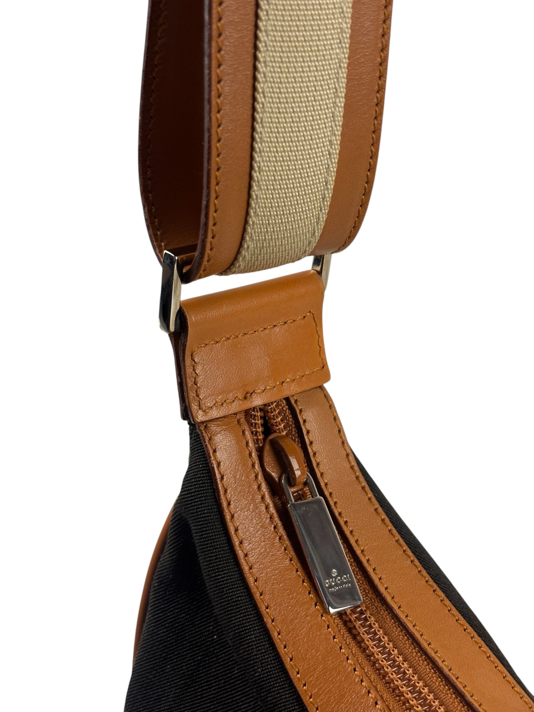 Gucci Vintage Brown Leather Lined Hobo Shoulder Bag