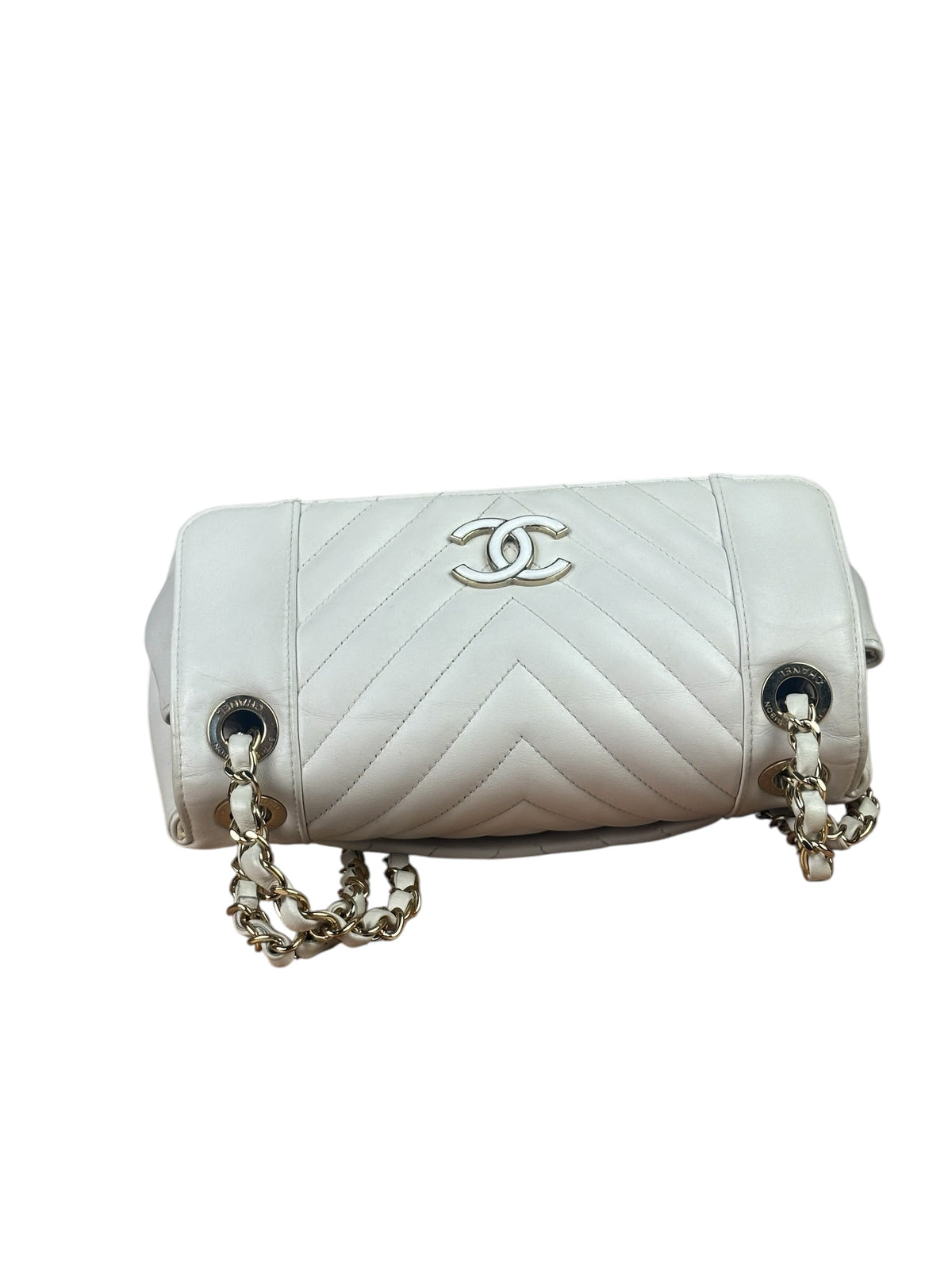 Chanel White Lambskin Chevron-Quilted Flap Bag 2019