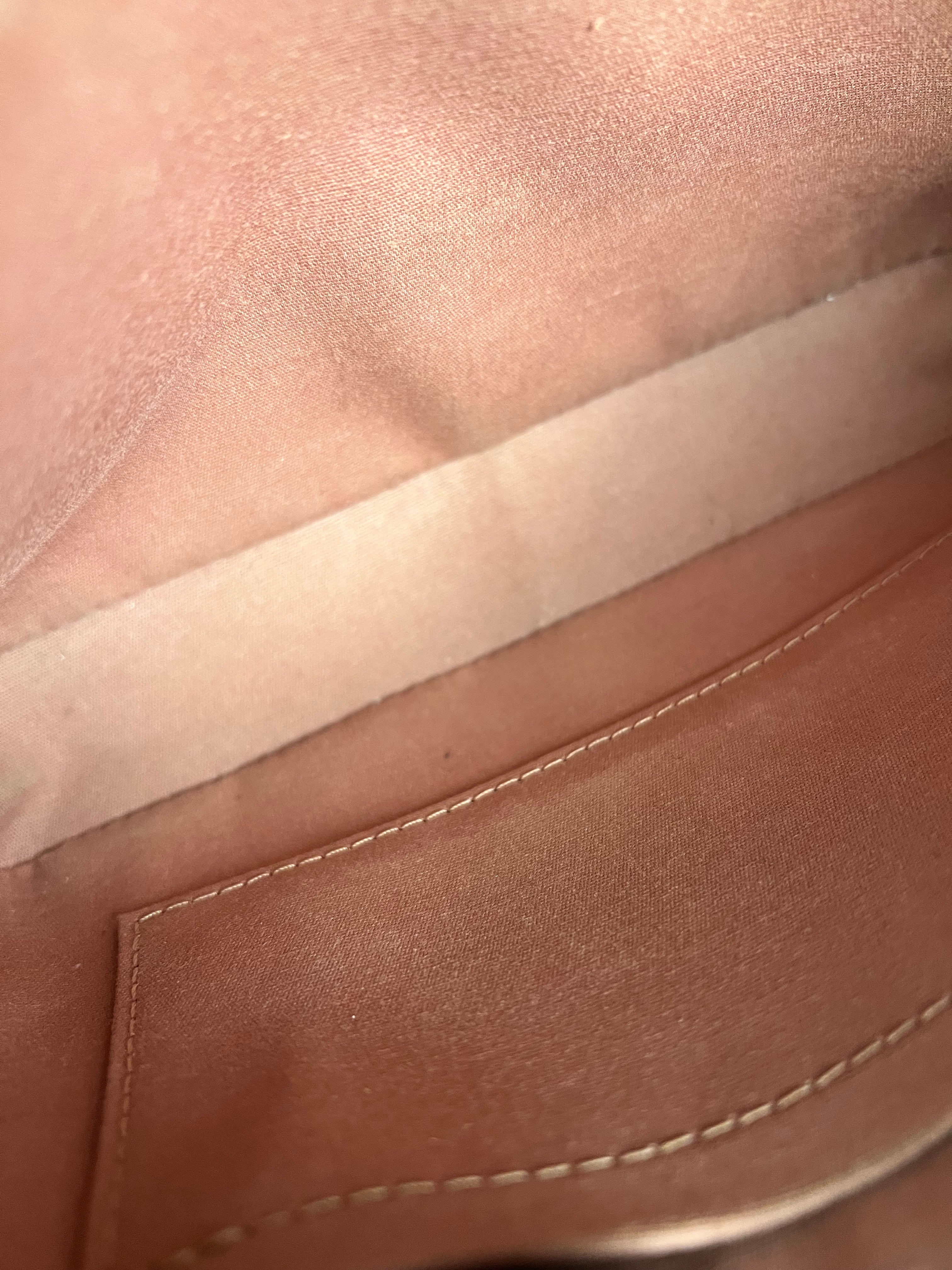 Louis Vuitton Monogram Vernis Pochette Beige