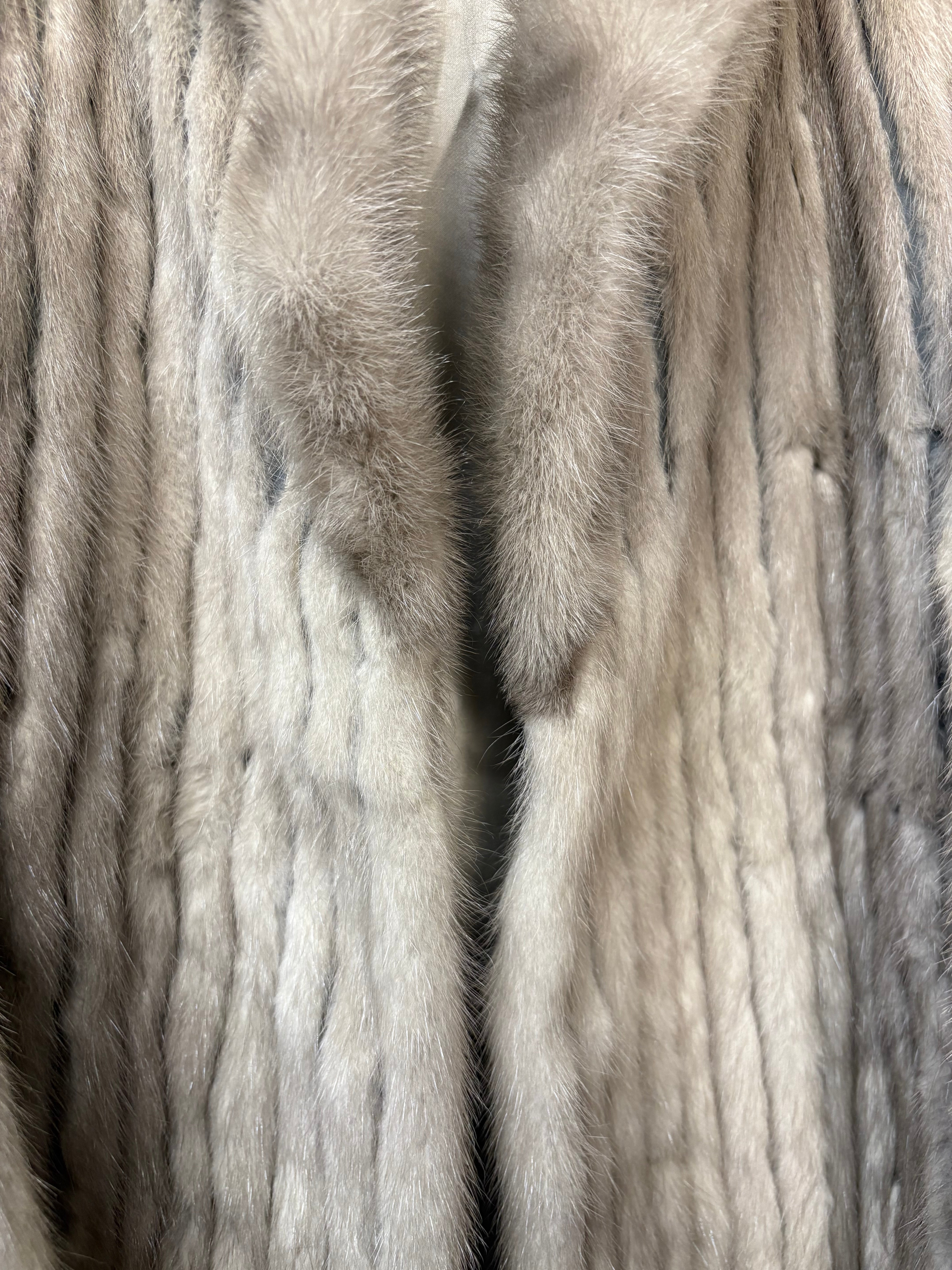 Palody Vintage Grey Fur Coat