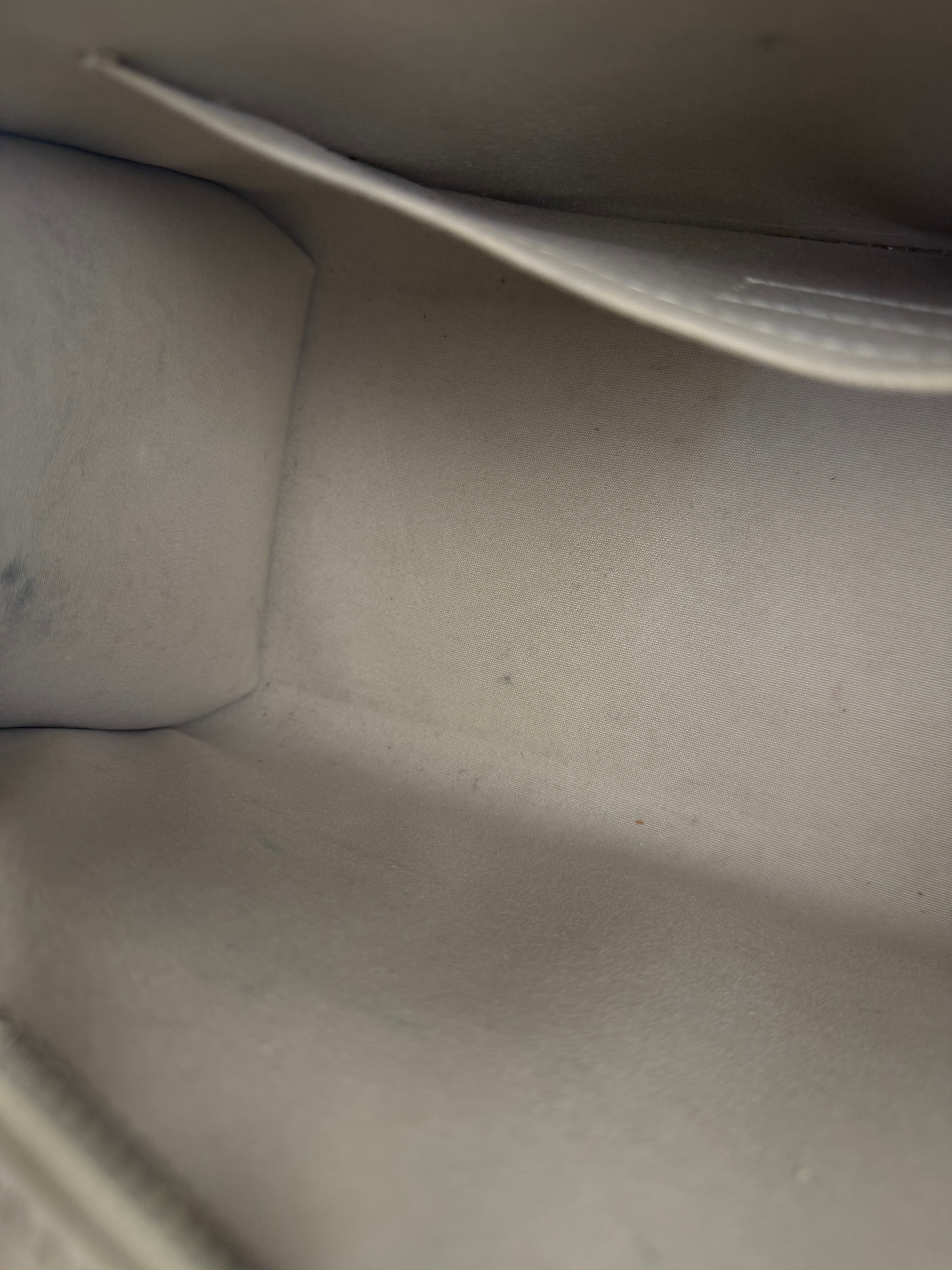 Louis Vuitton White Epi Madeleine PM Handbag