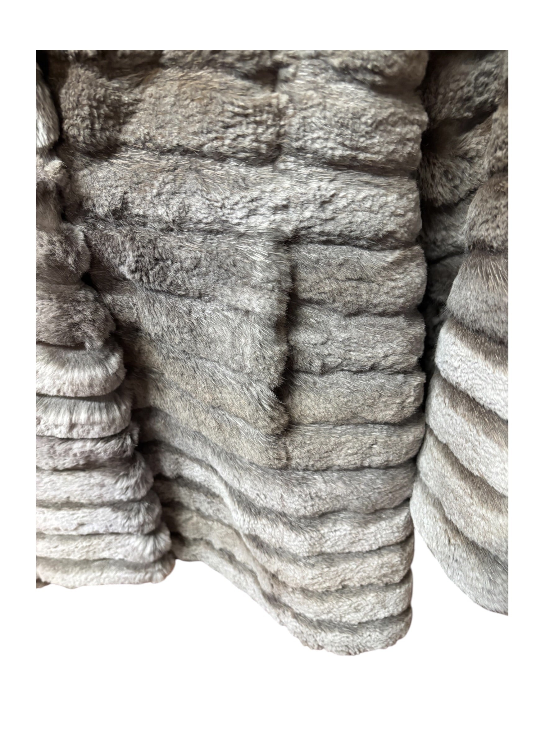 Gifu Mouhi Grey Rabbi Fur Coat