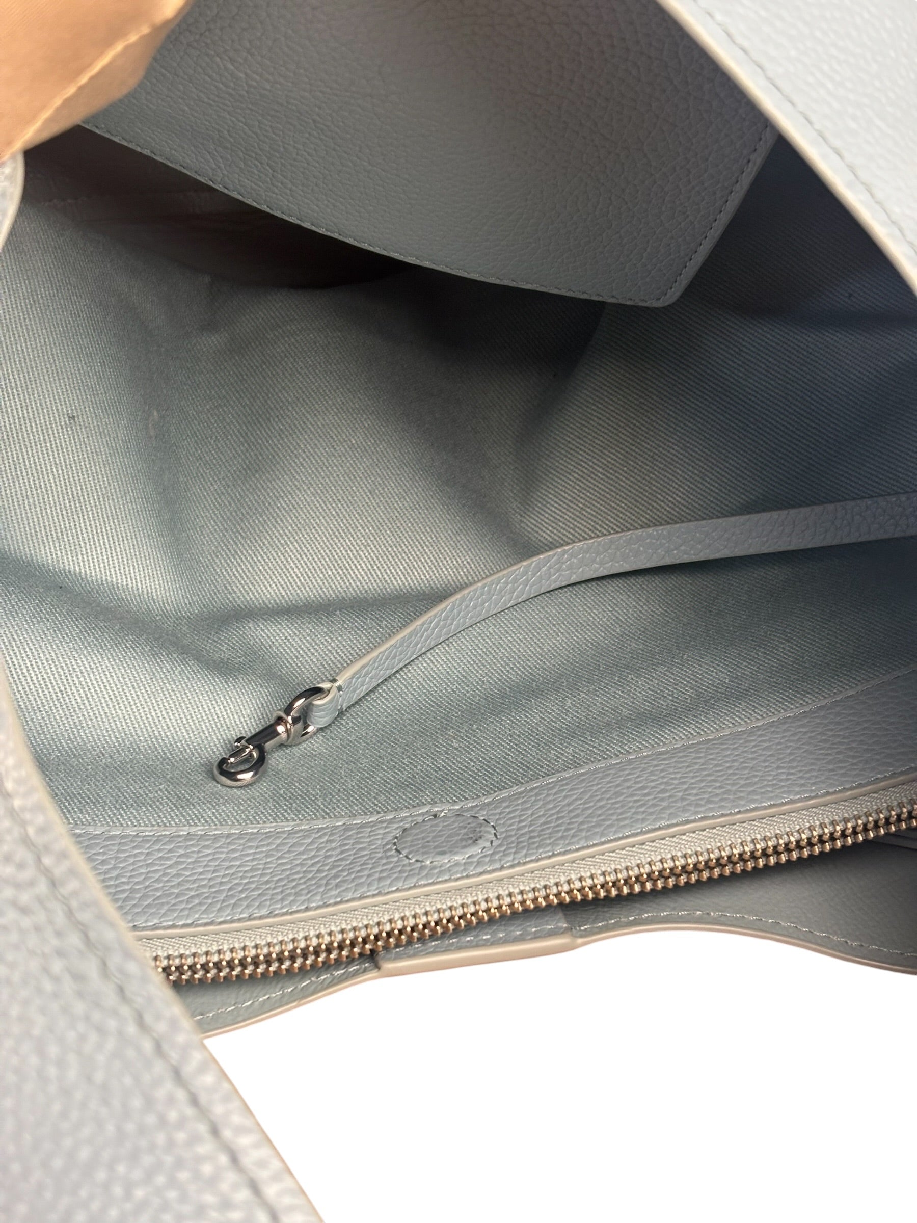 Marc Jacobs Light Blue Pebbled Leather The Sac Bag