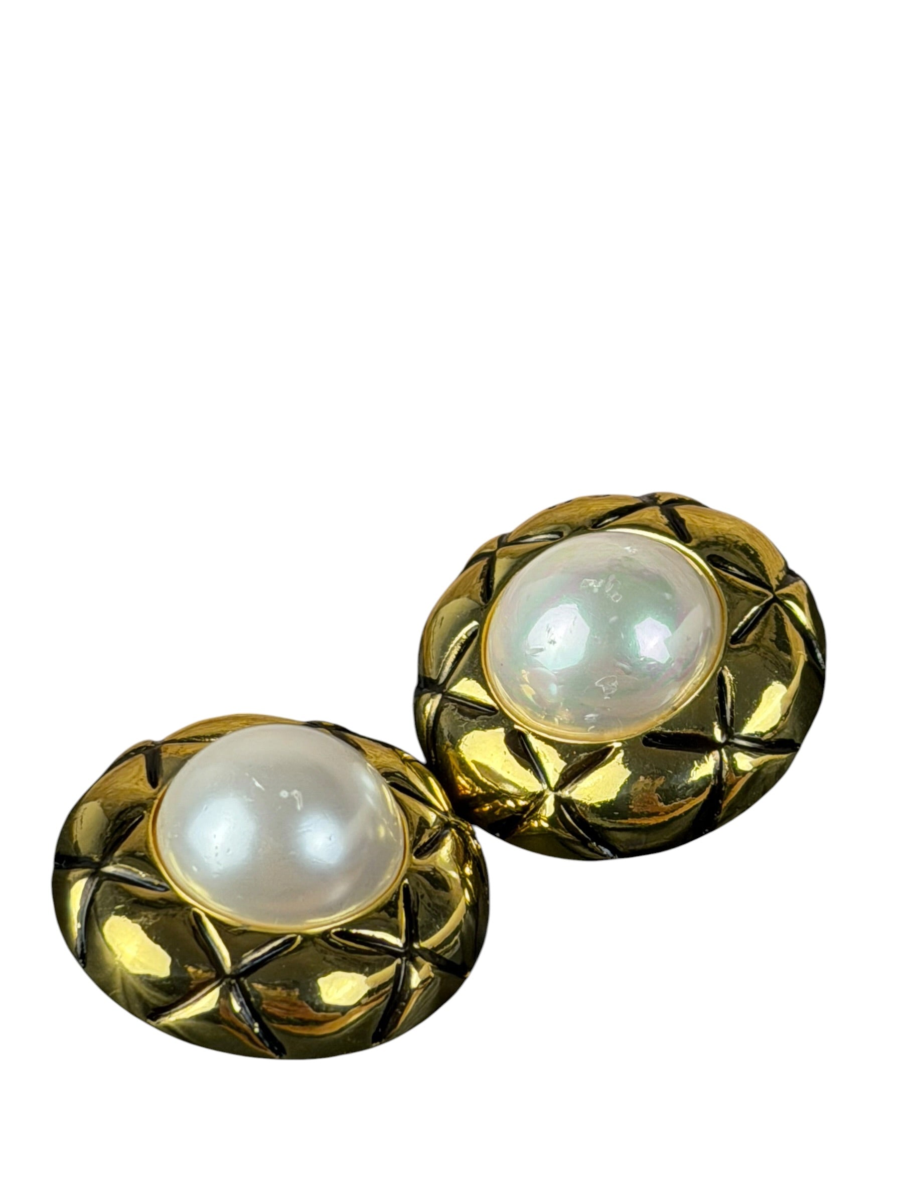 Chanel Vintage Clip On Earrings SR