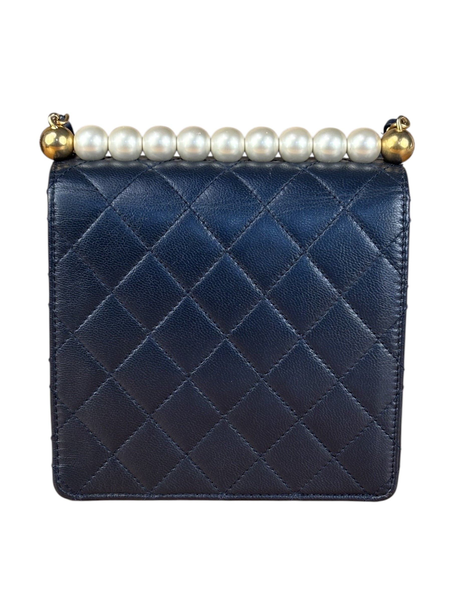 Chanel Chic Pearl Flap Shoulder/Crossbody Bag