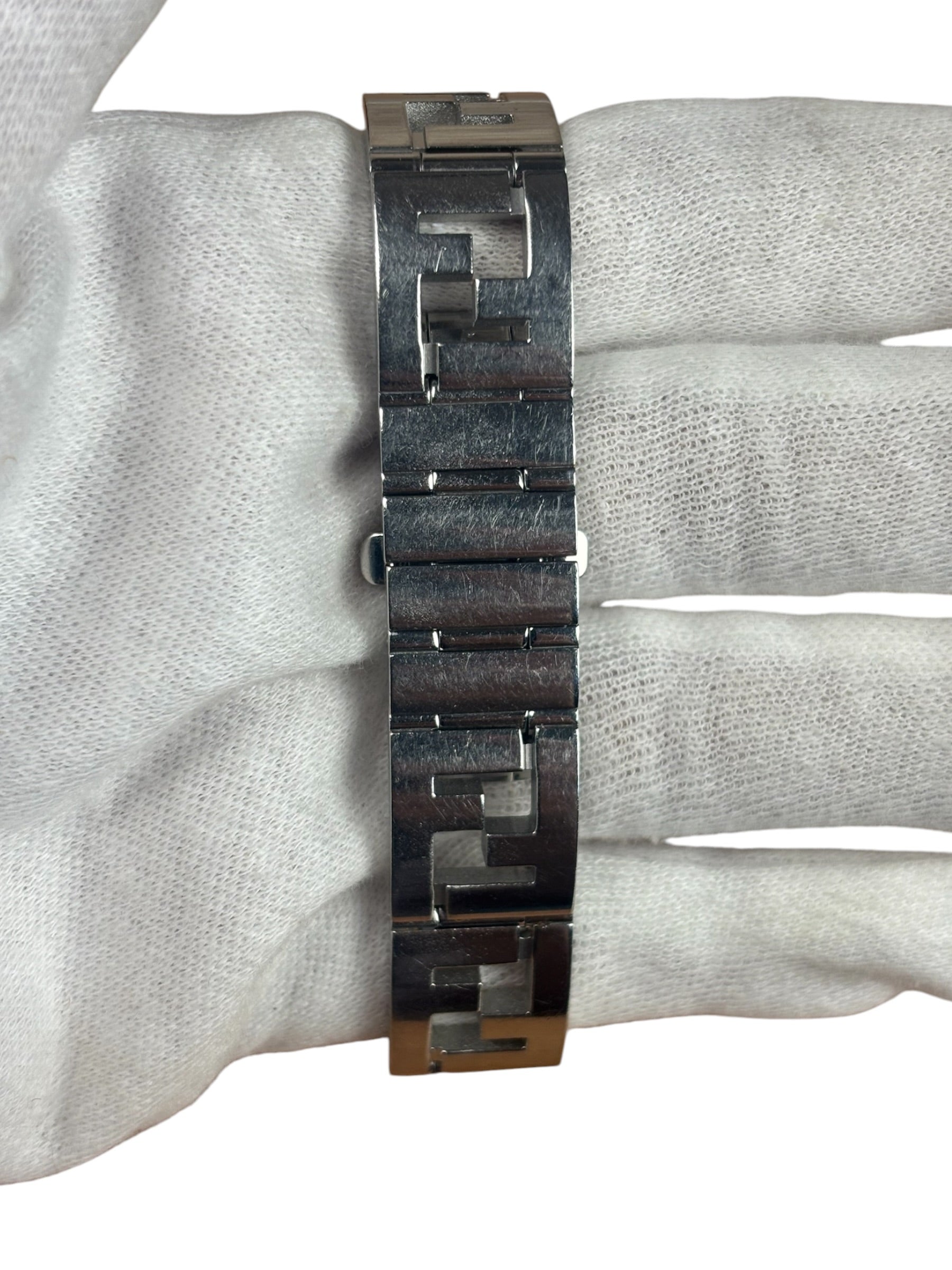 Fendi 6000L Mother Of Pearl Roman Numeral Dial