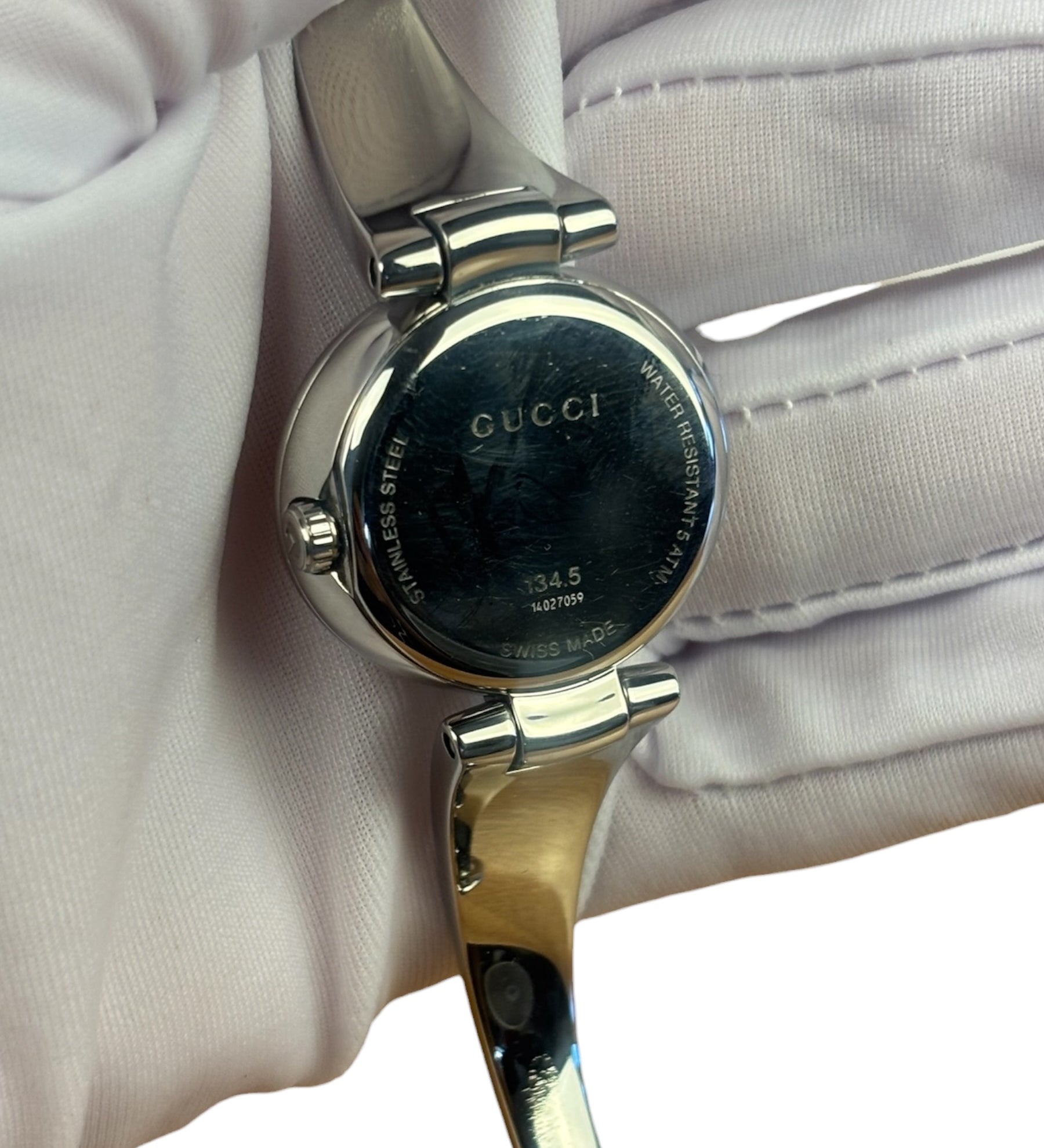 Gucci 134.5 Black Oval G Dial