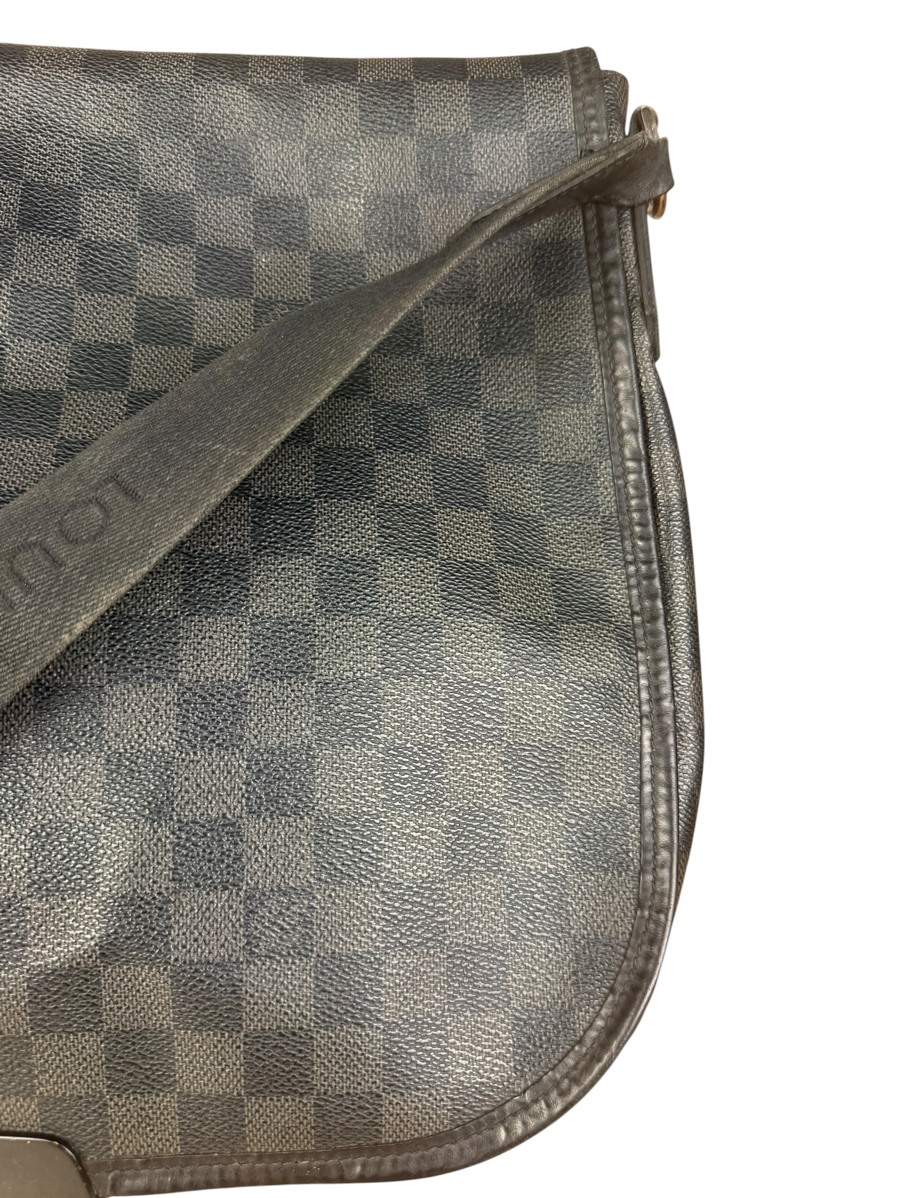 Louis Vuitton Leather Daniel Damier Graphite Messenger Bag
