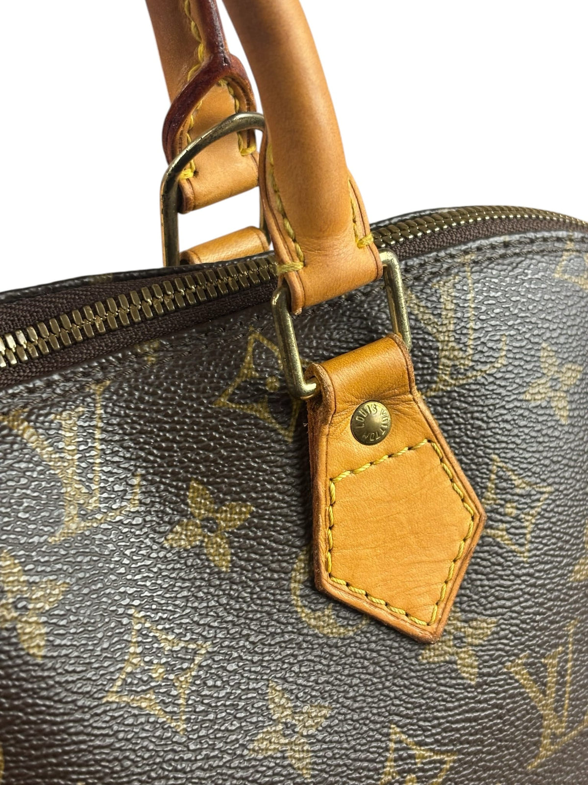 Louis Vuitton Monogram Alma Handbag PM