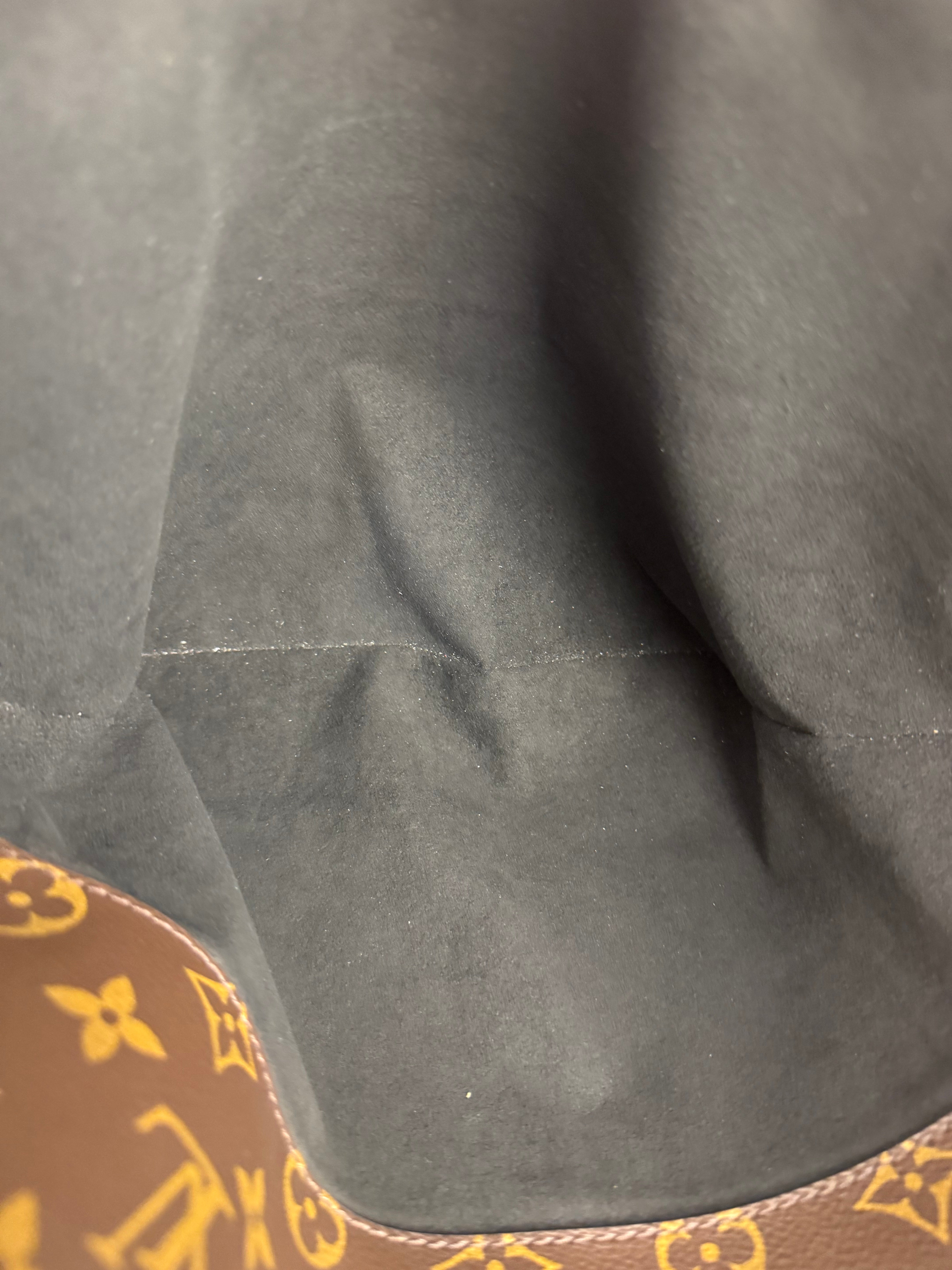 Louis Vuitton Monogram Flower Zipped MM 2way Tote