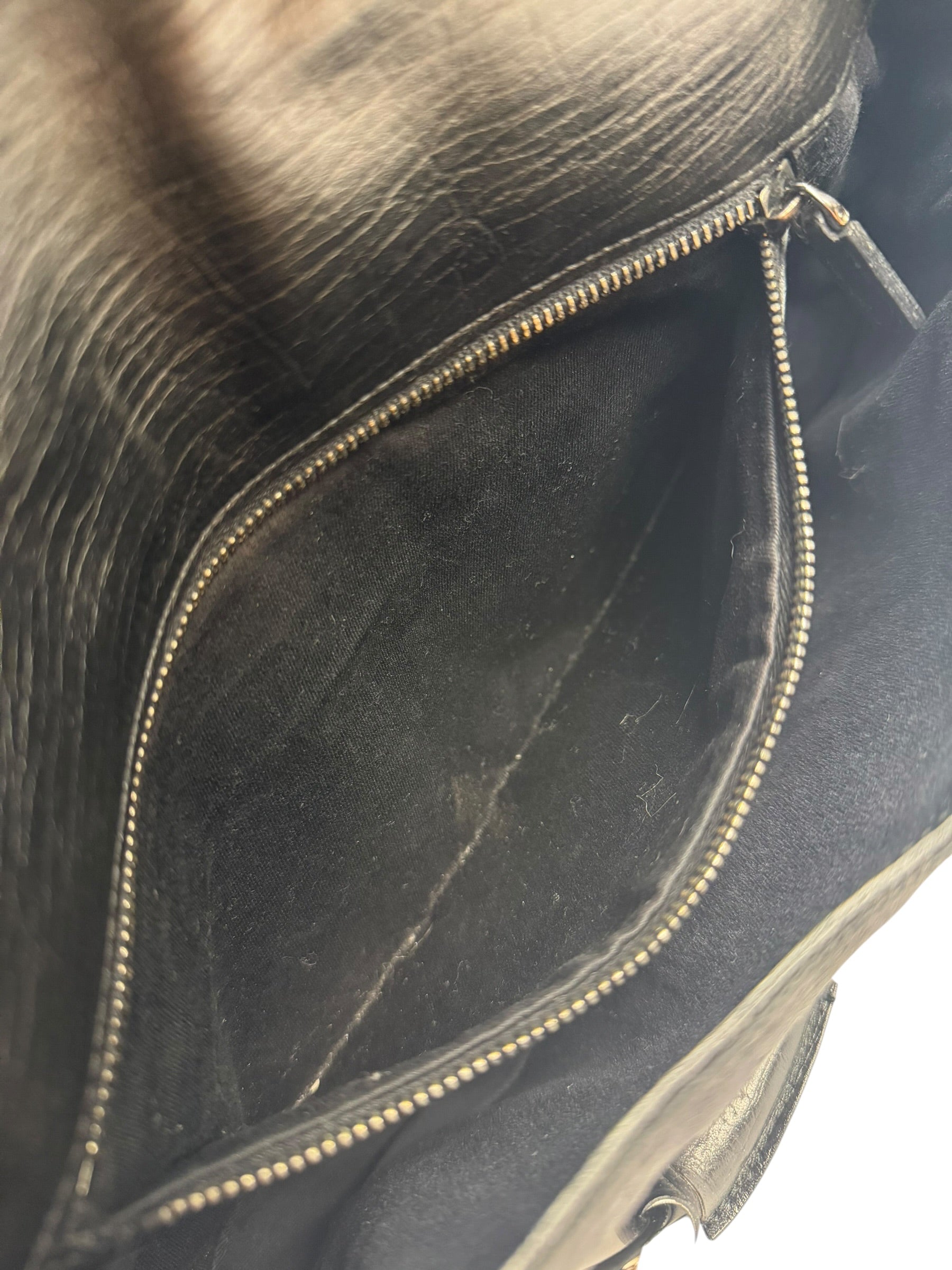 Gucci GG Vintage Black Horsebit Flap Shoulder Bag