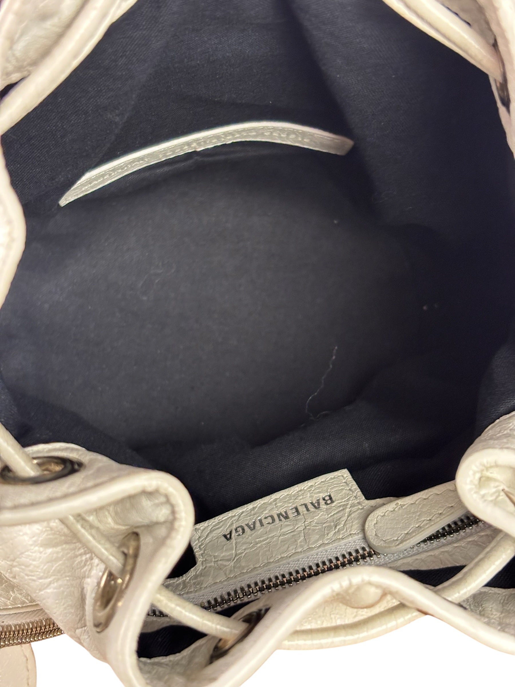 Balenciaga White Leather Le Cagole Bucket Shoulder Bag