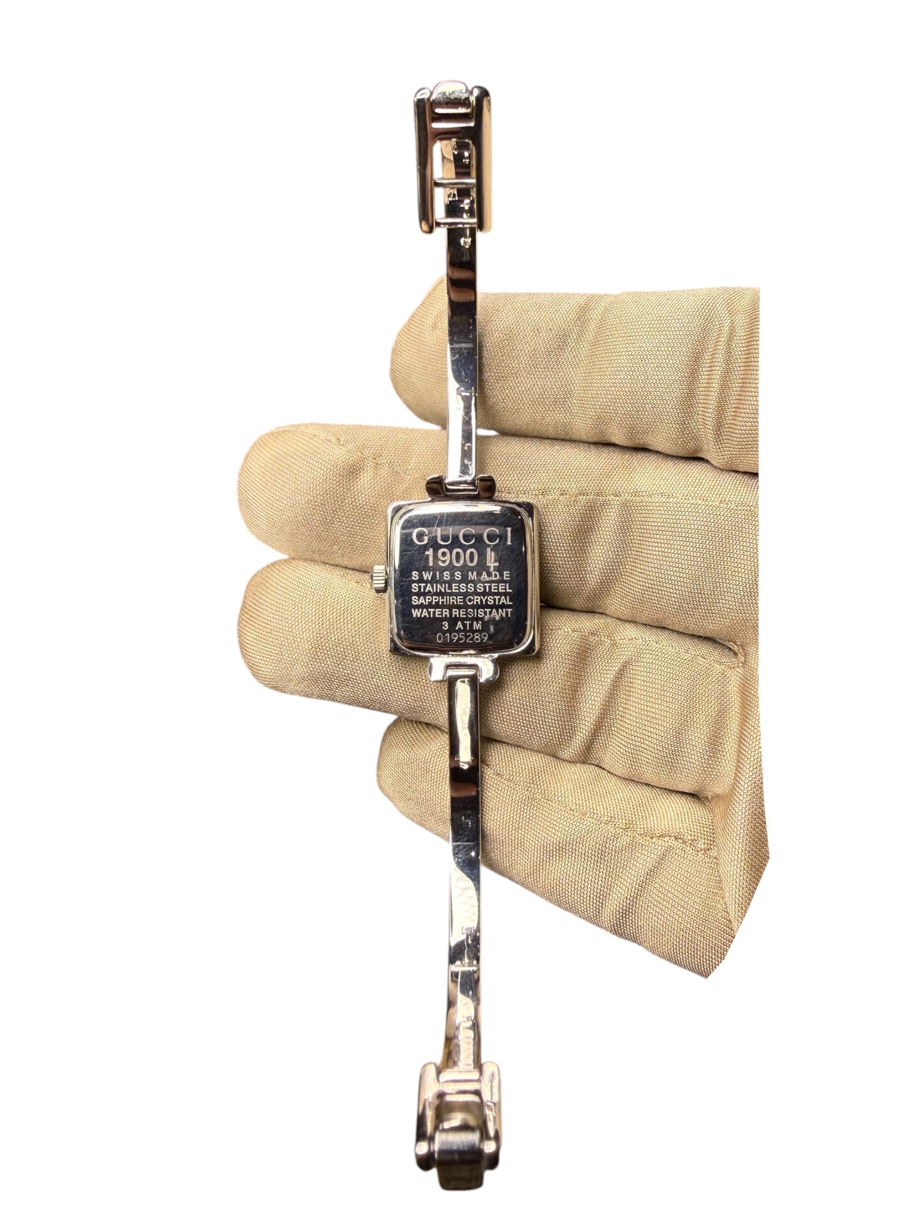 Gucci 1900L Black Square Dial Bangle