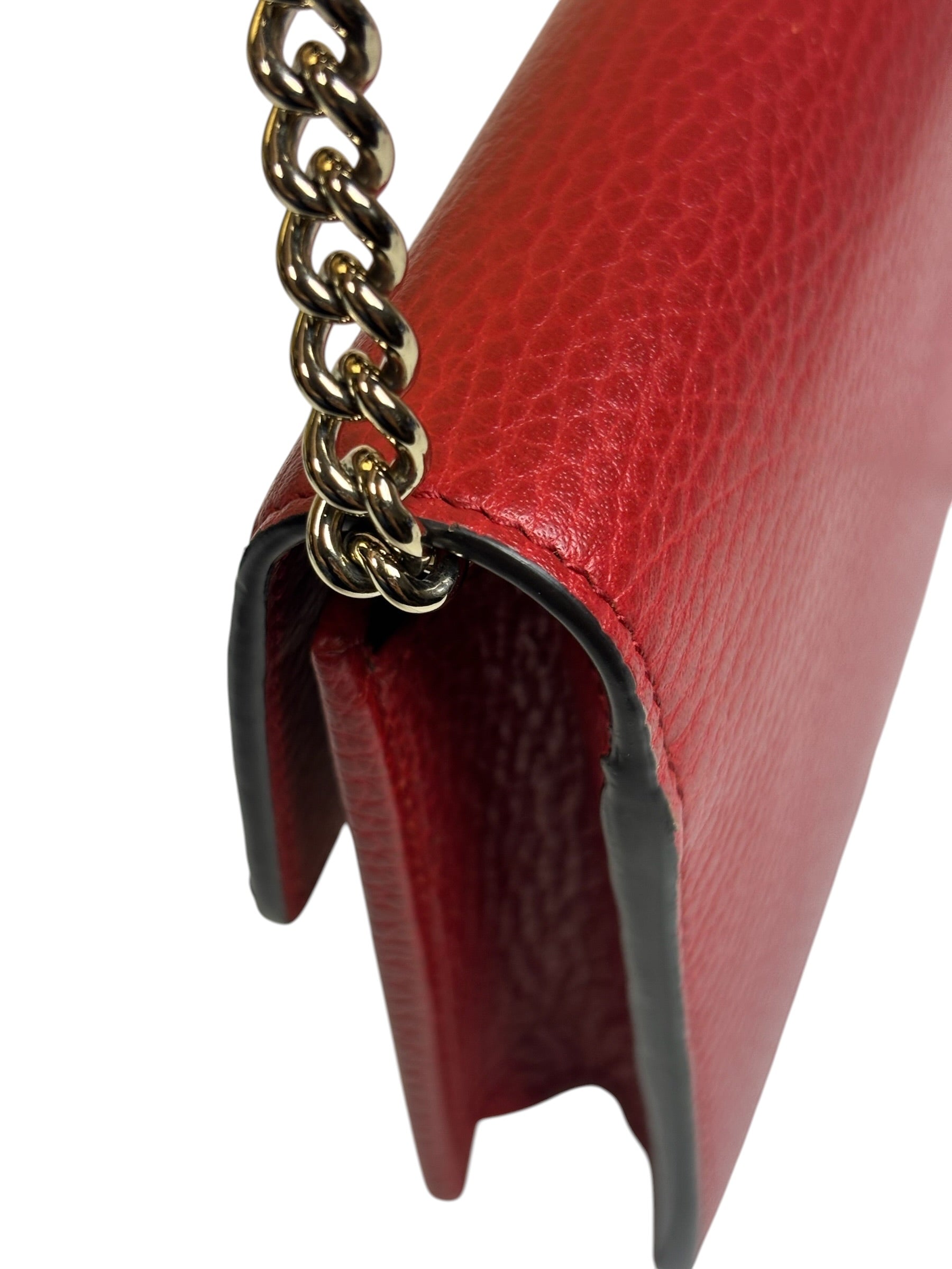Gucci Red Leather GG Logo Wallet On Chain
