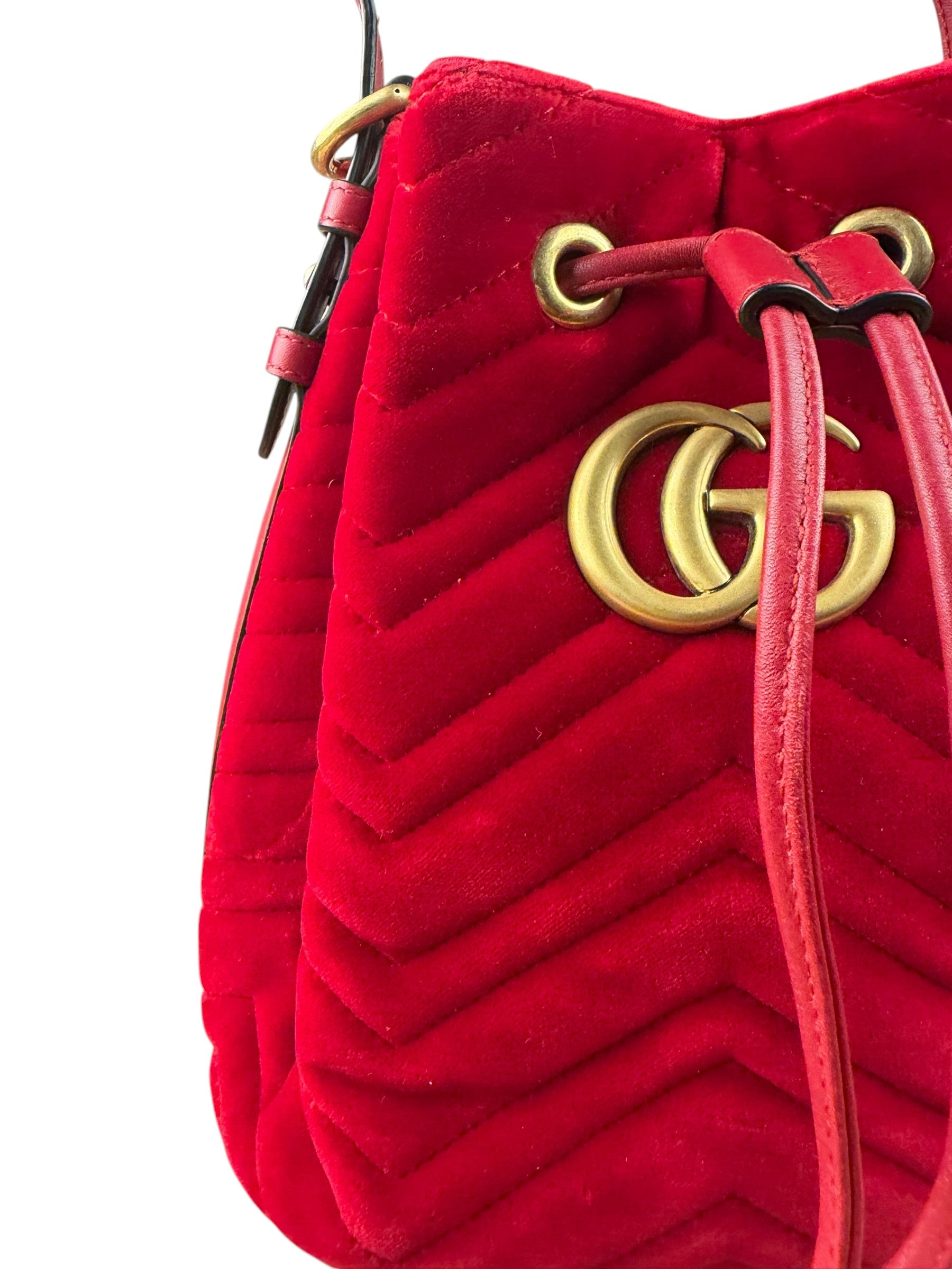 Gucci Red Velvet Leather Trim Marmont Matelasse Bucket Bag