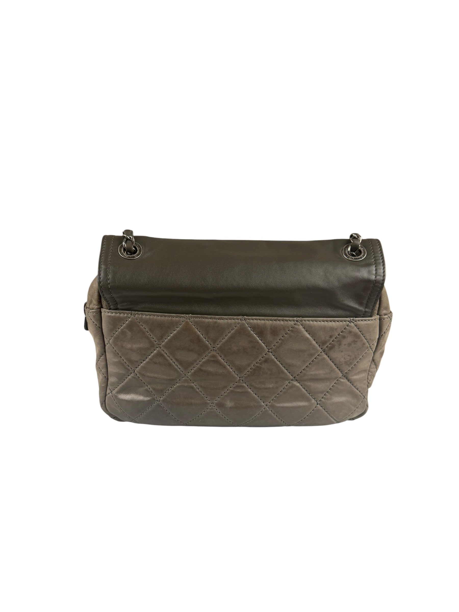 Chanel Bicolor Quilted Leather Chain Flap Bag 2011