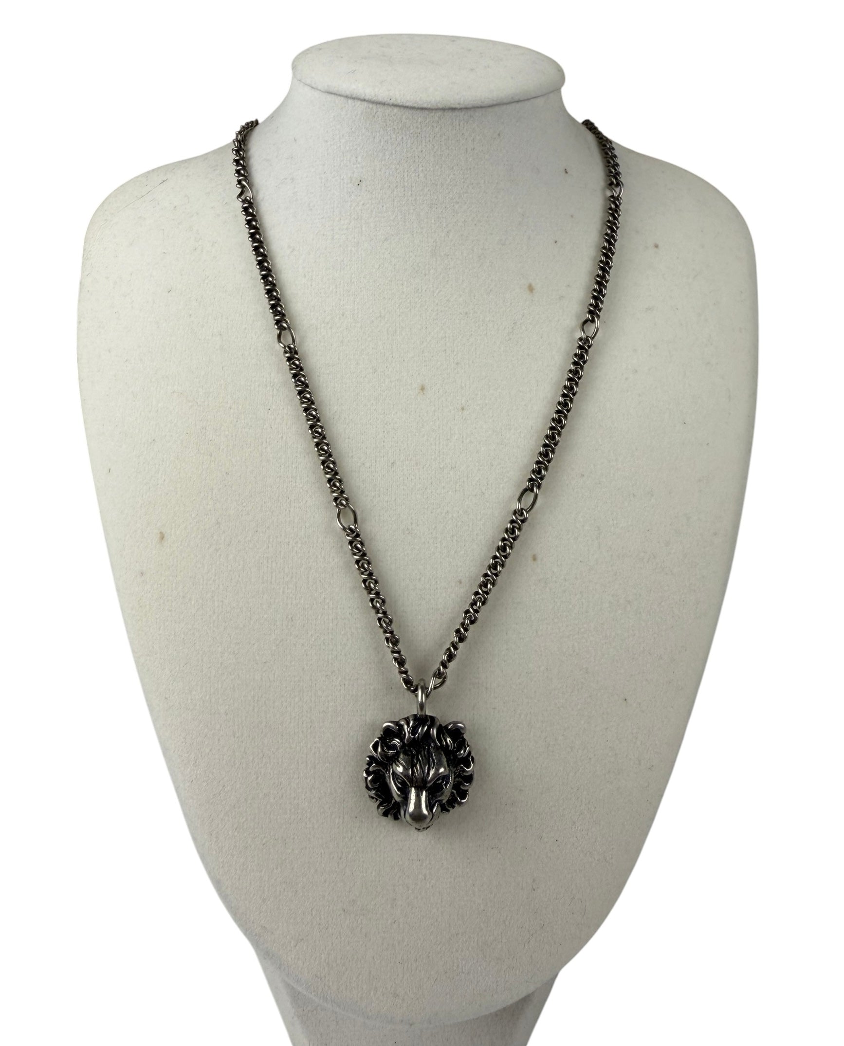 Gucci Lion Head Pendant Neckless