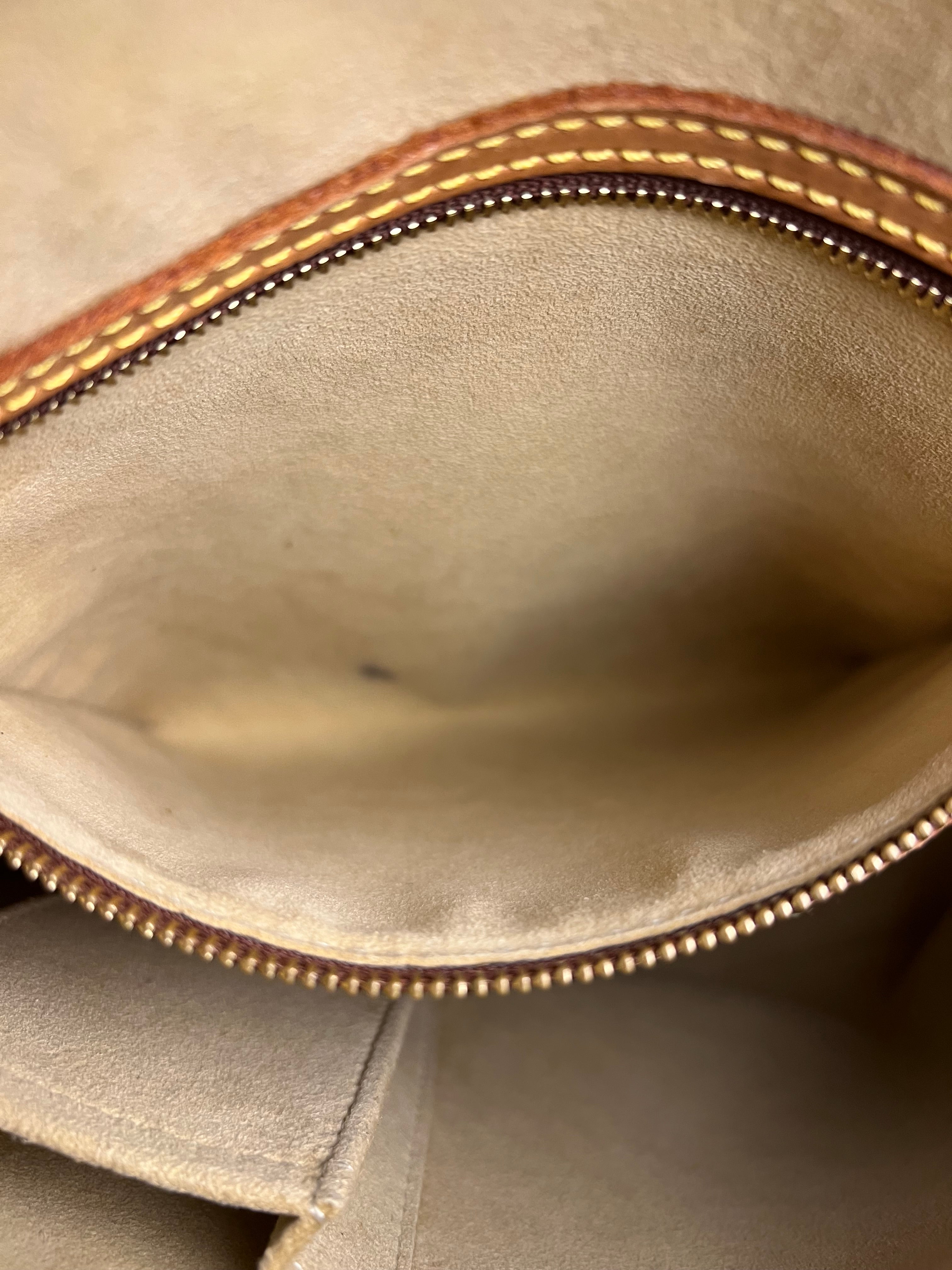 Louis Vuitton Monogram Looping Handbag GM