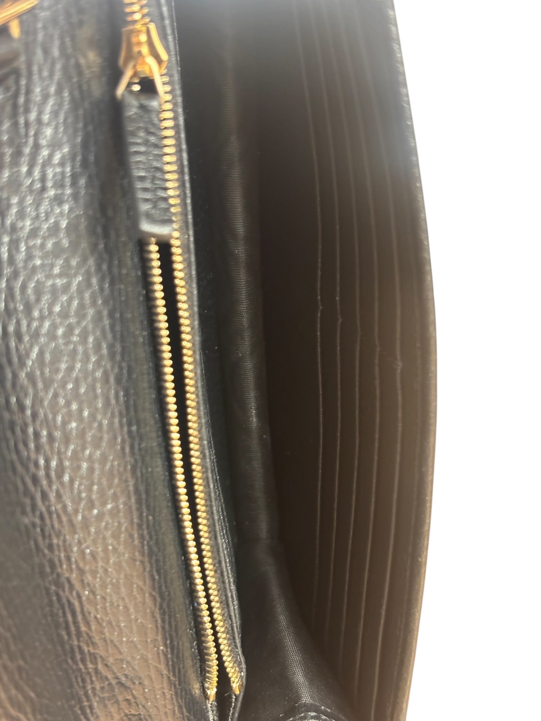 Gucci Black Interlocking G Leather Wallet on Chain