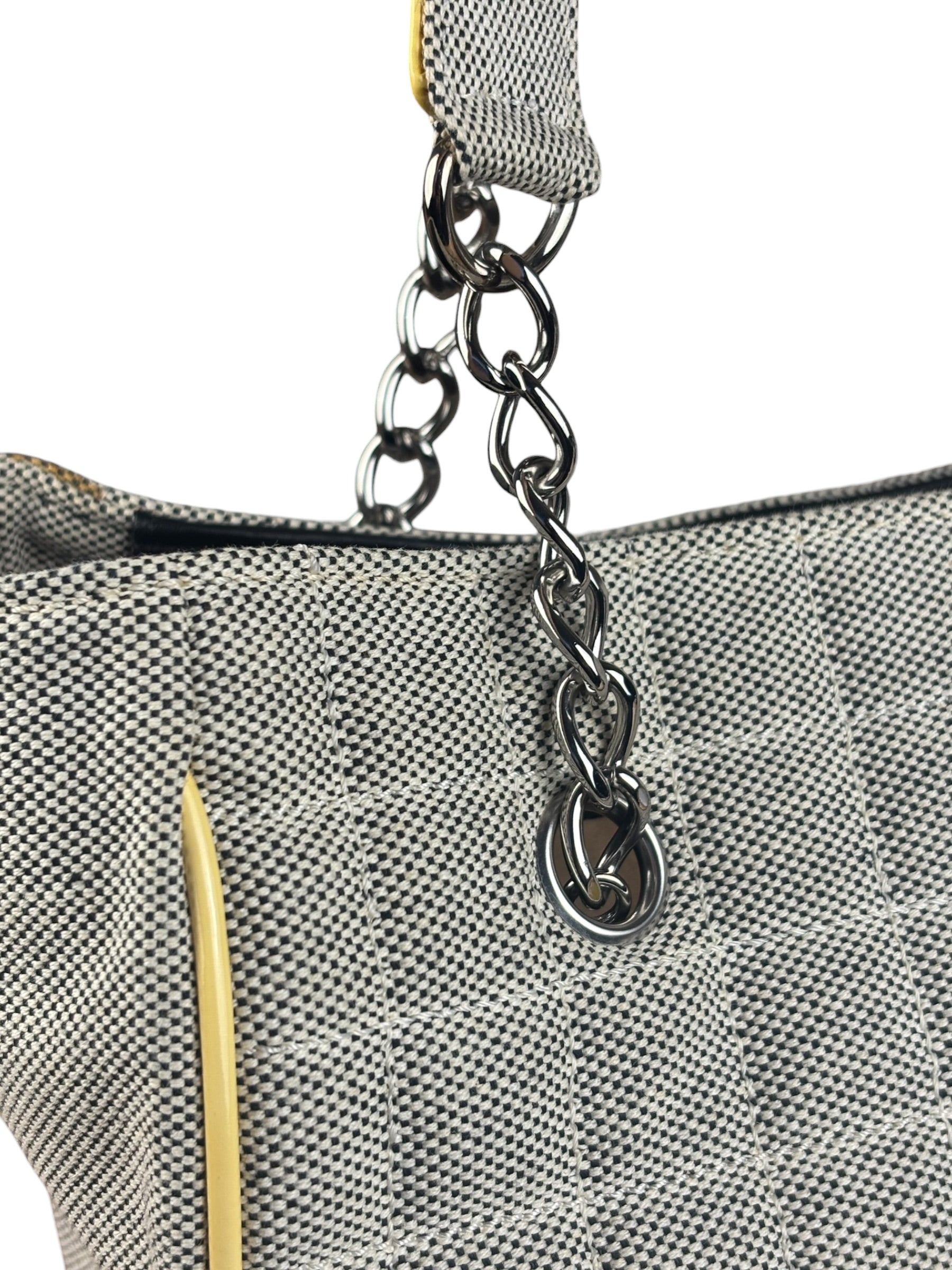 Chanel Camellia NO5 Flower Chain Tote Bag 2005