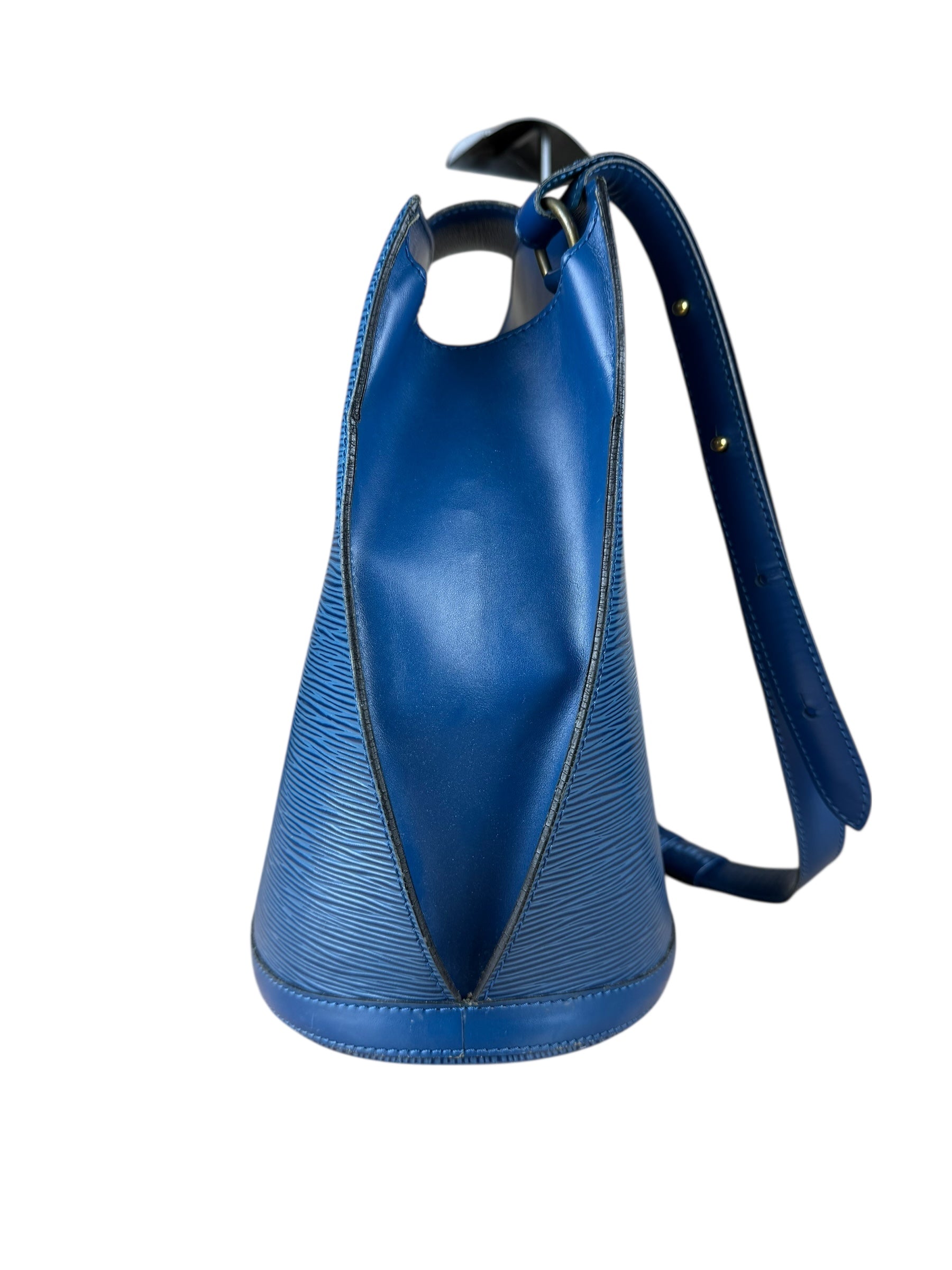 Louis Vuitton Epi Cluny Shoulder Bag