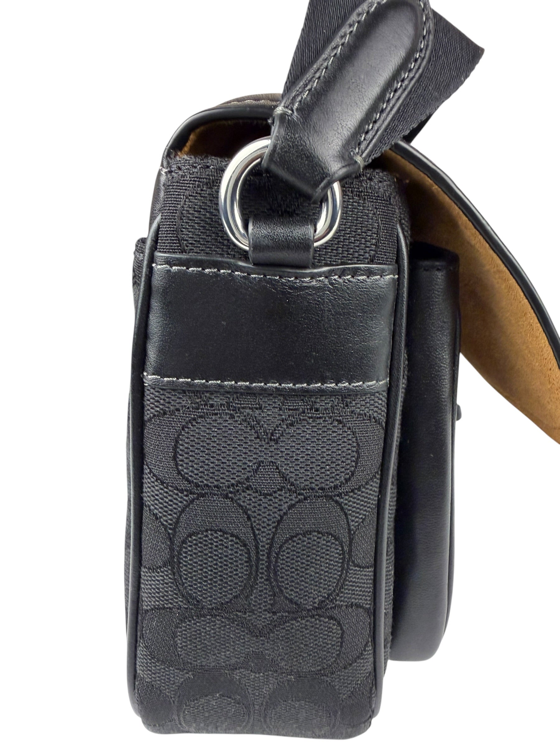 Coach Black Leather Pace Messenger Crossbody Bag