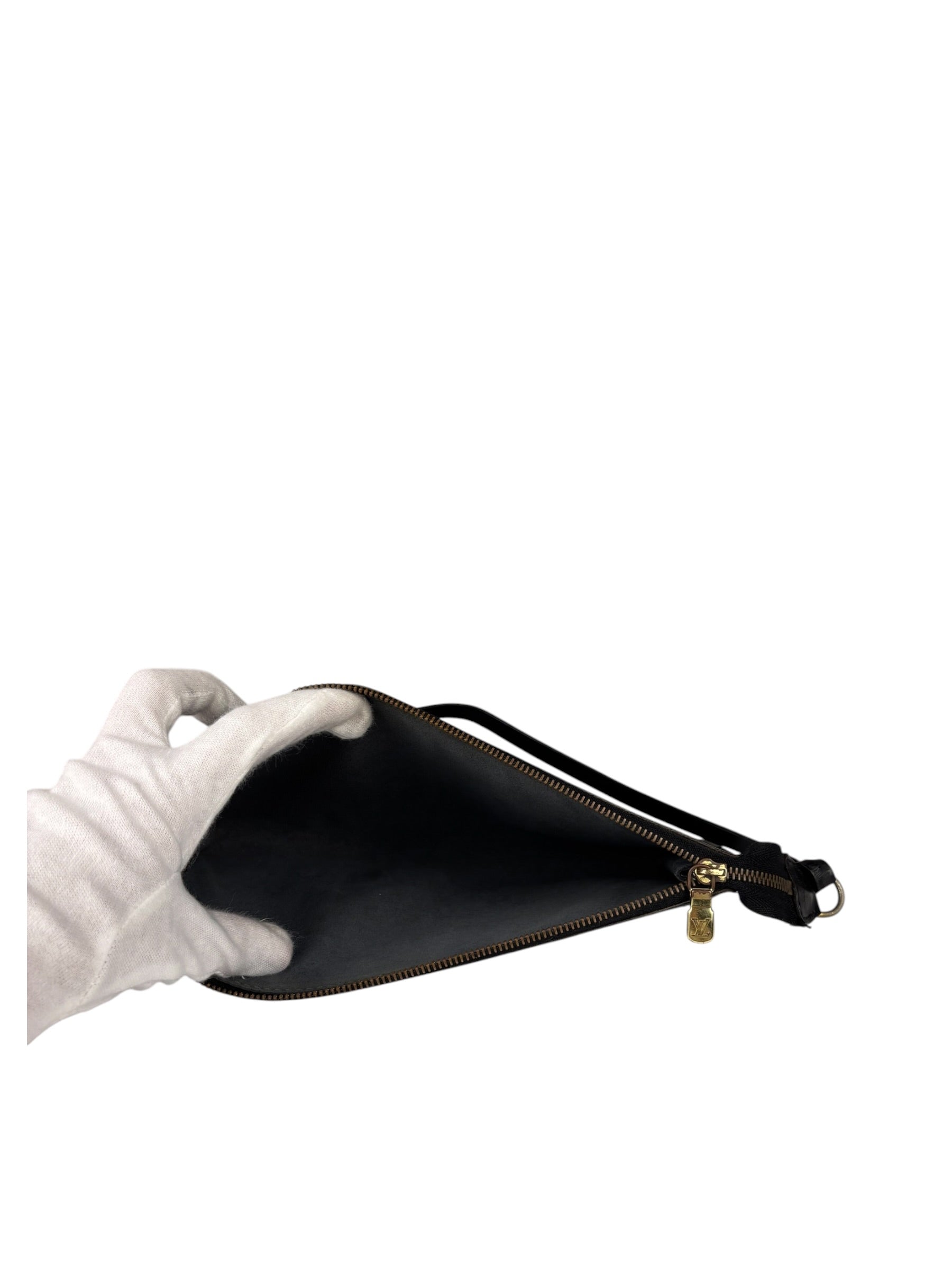 Louis Vuitton Black Epi Leather Pochette