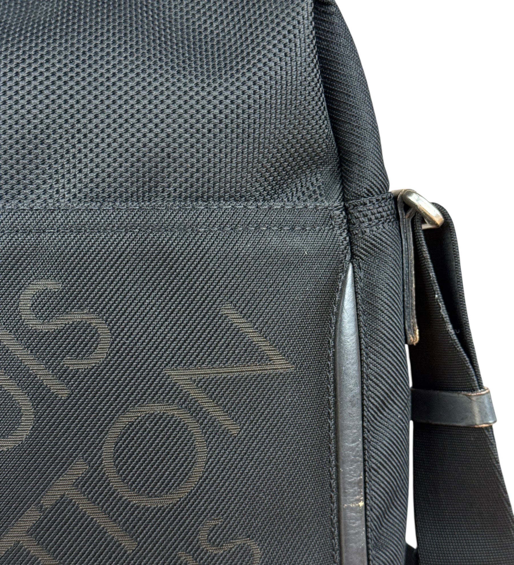 Louis Vuitton Black Damier Geant Vintage Crossbody