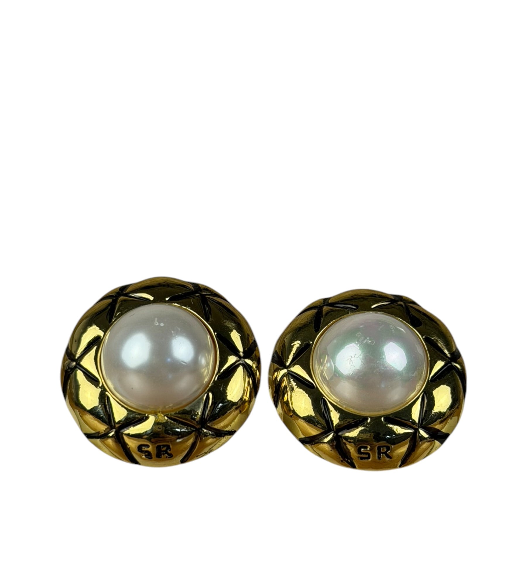 Chanel Vintage Clip On Earrings SR