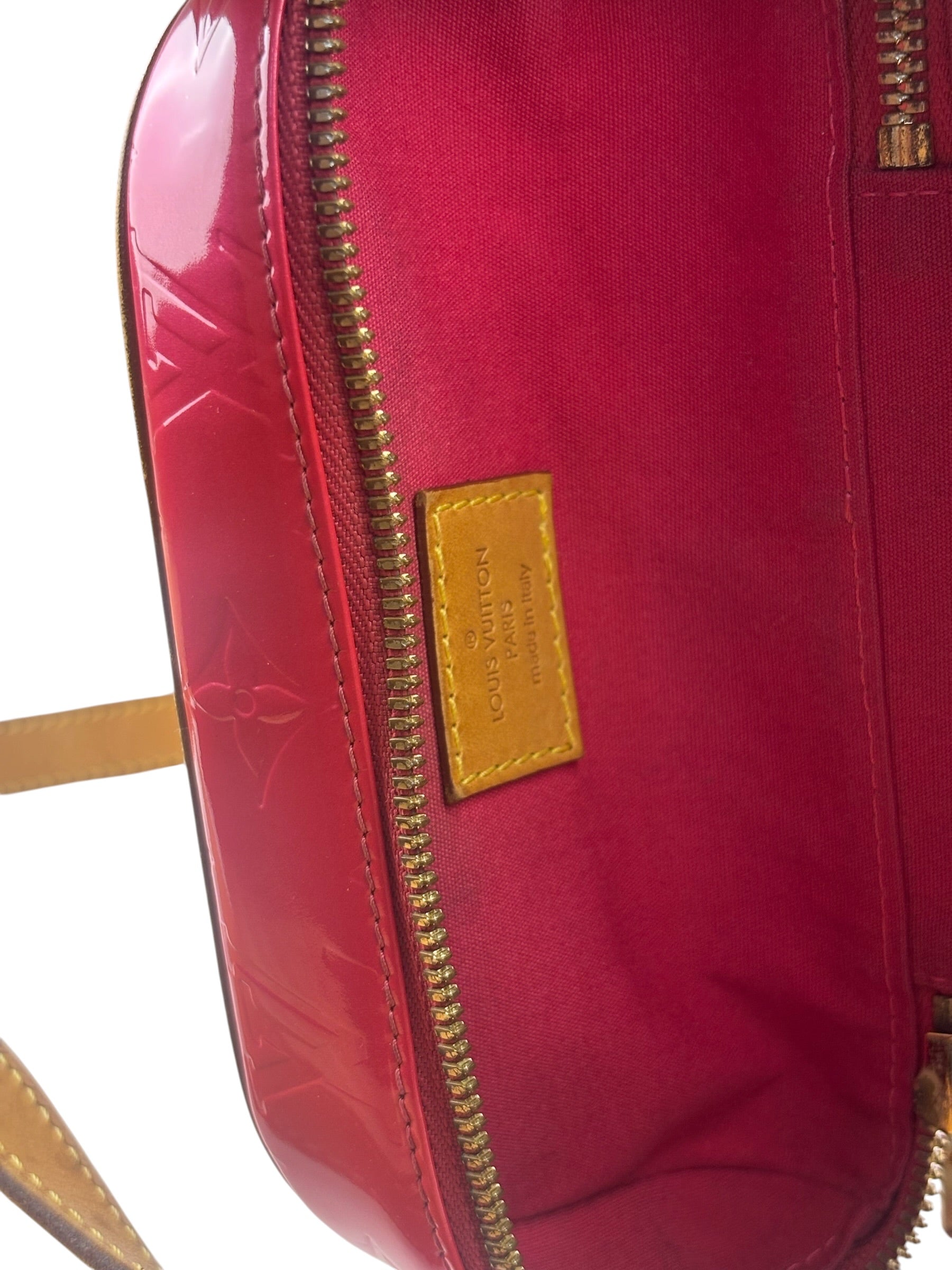 Louis Vuitton Vintage Fuchsia Pink Vernis Sullivan Verrical Crossbag