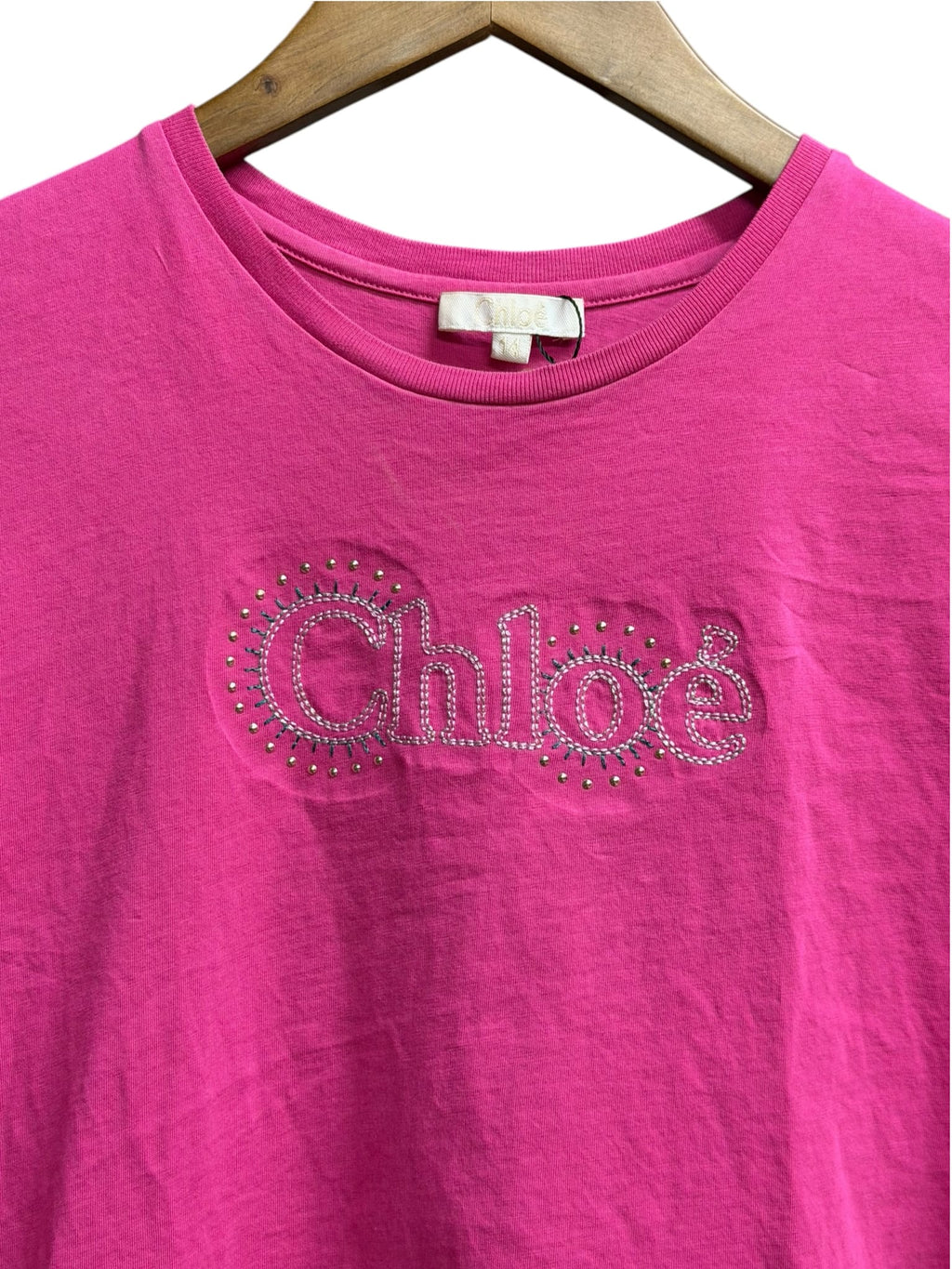 Chloe Kids Stud Logo Half Sleeve Cropped Baby Tee