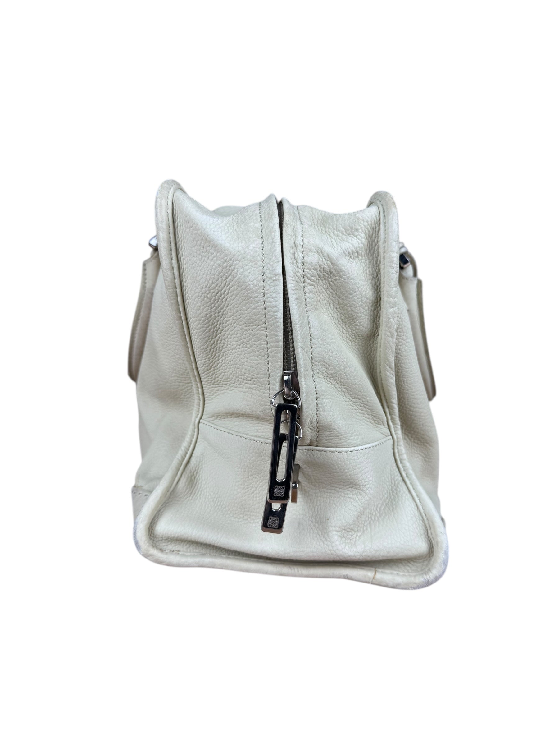 Loewe Vintage Beige Amazona 28 Handbag