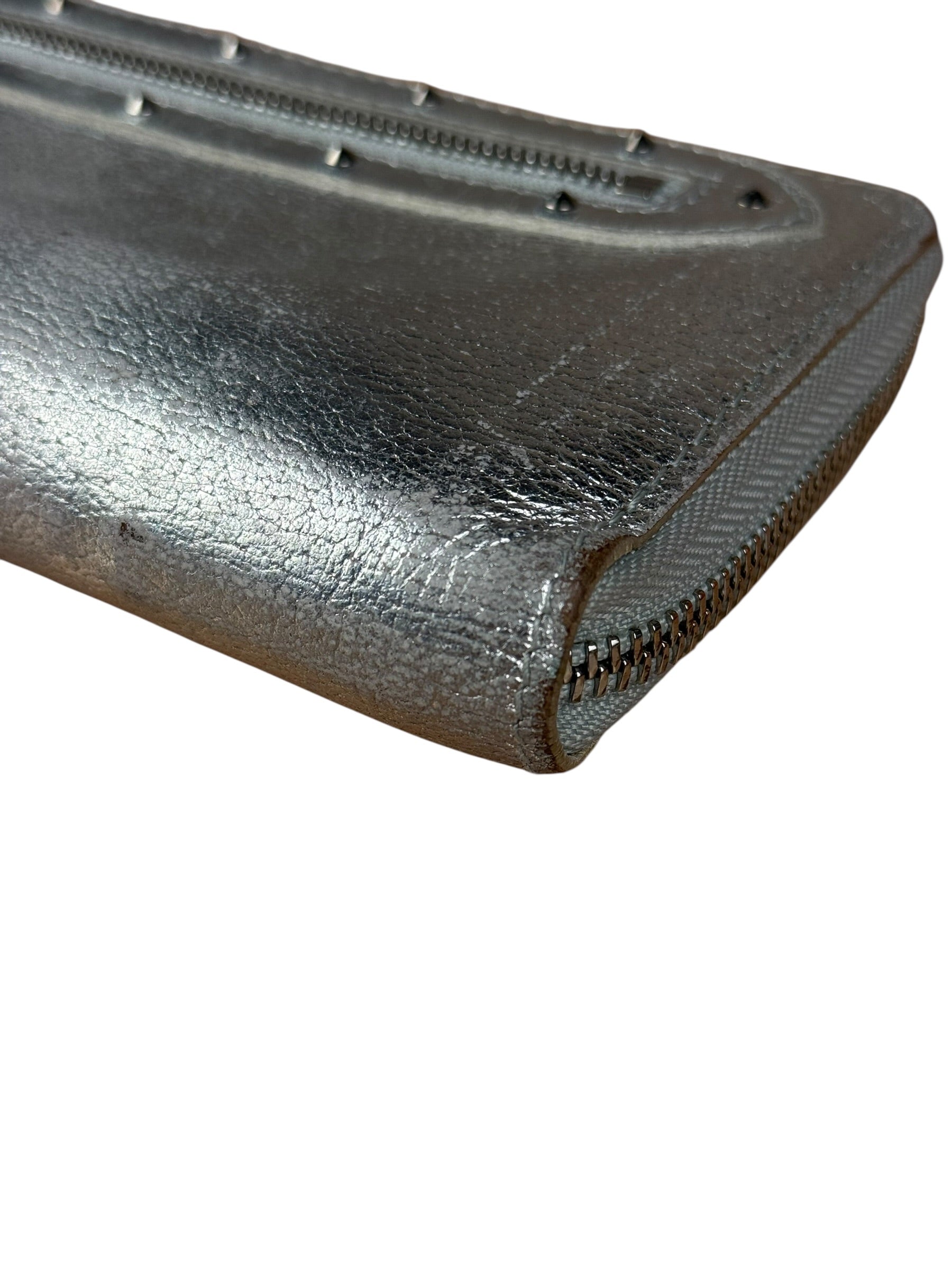 Louis Vuitton Vintage Suhali Silver Leather Zippy Wallet