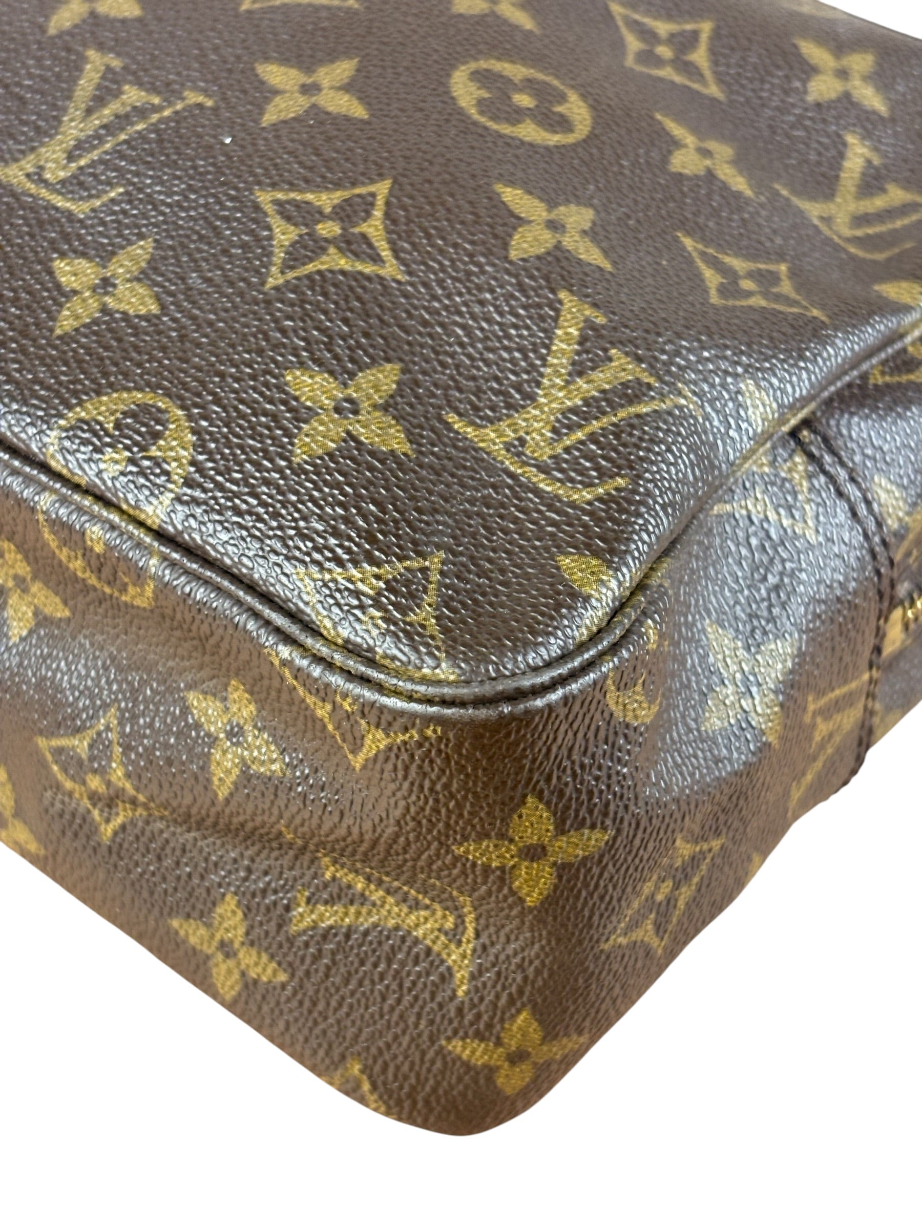 Louis Vuitton Canvas Monogram Trousse Toilette Cosmetic Poch 28