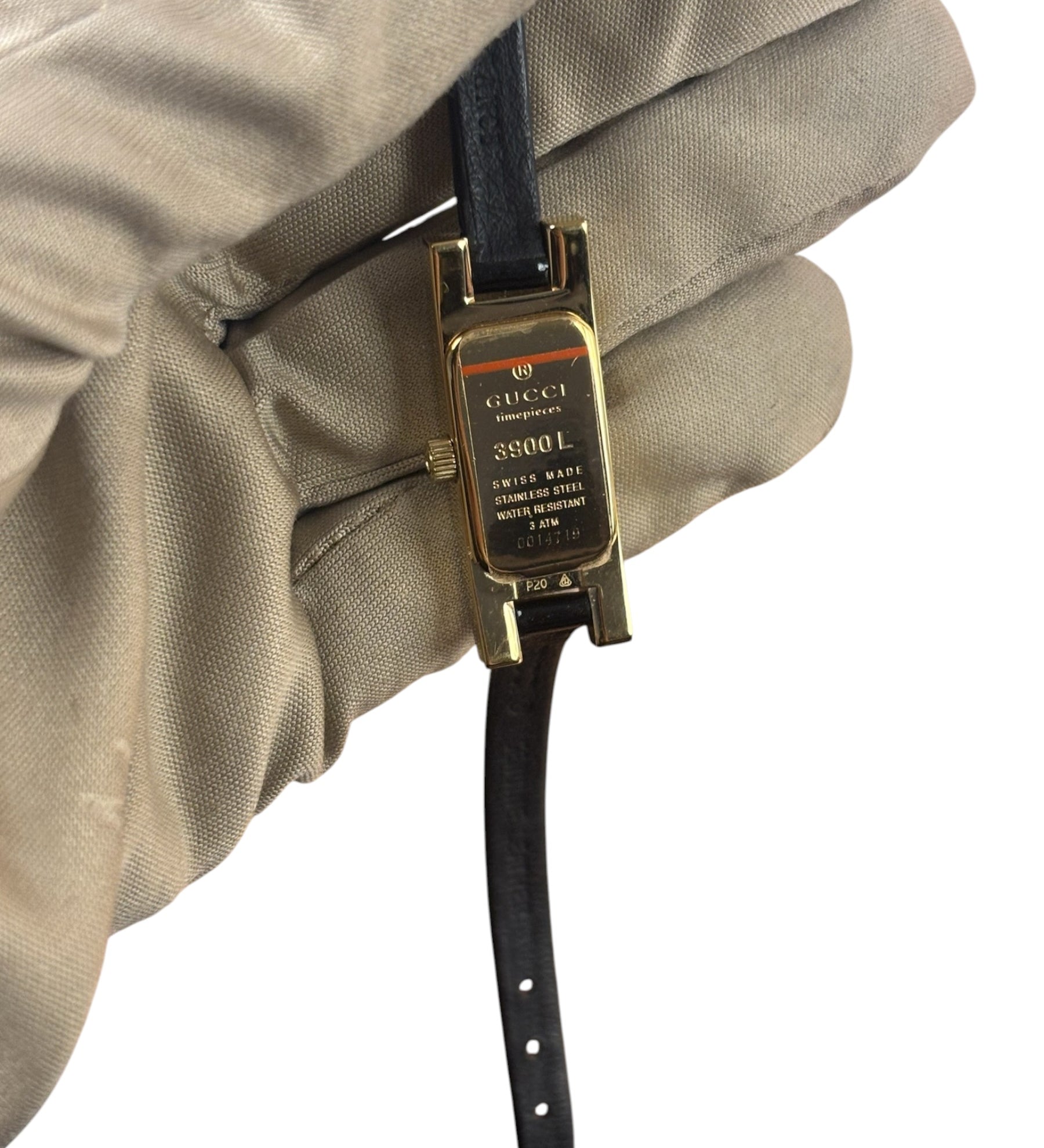 Gucci 3900L Black Dial Black Strap