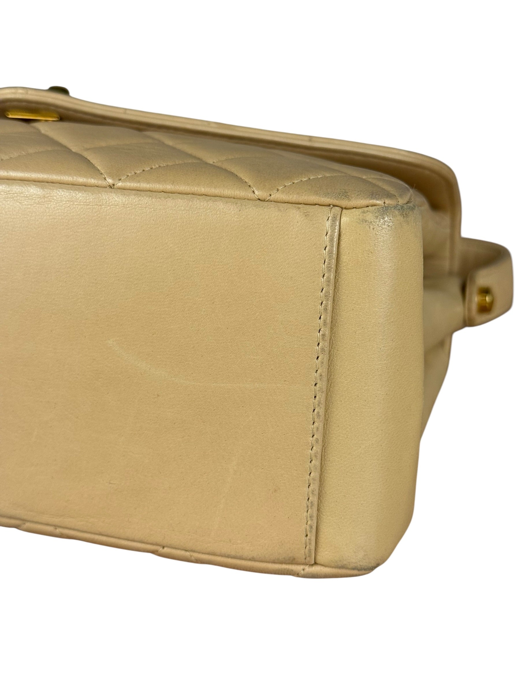 Chanel M Beige Lambskin Envelope Flap 1997
