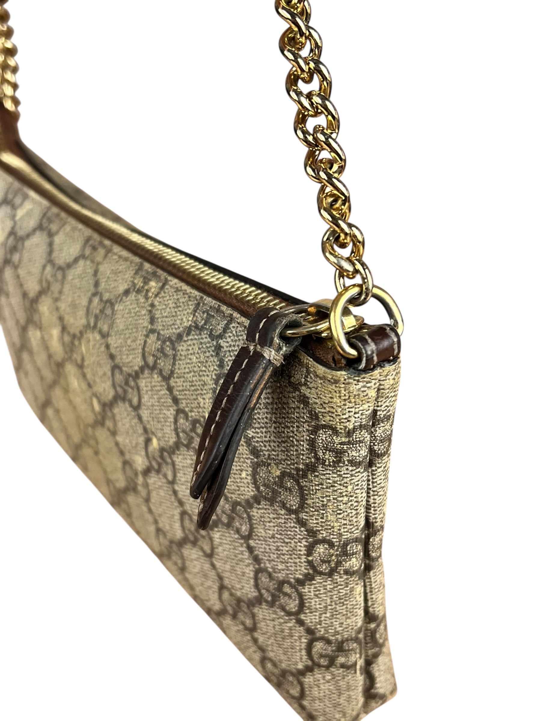 Gucci GG Supreme Pochette