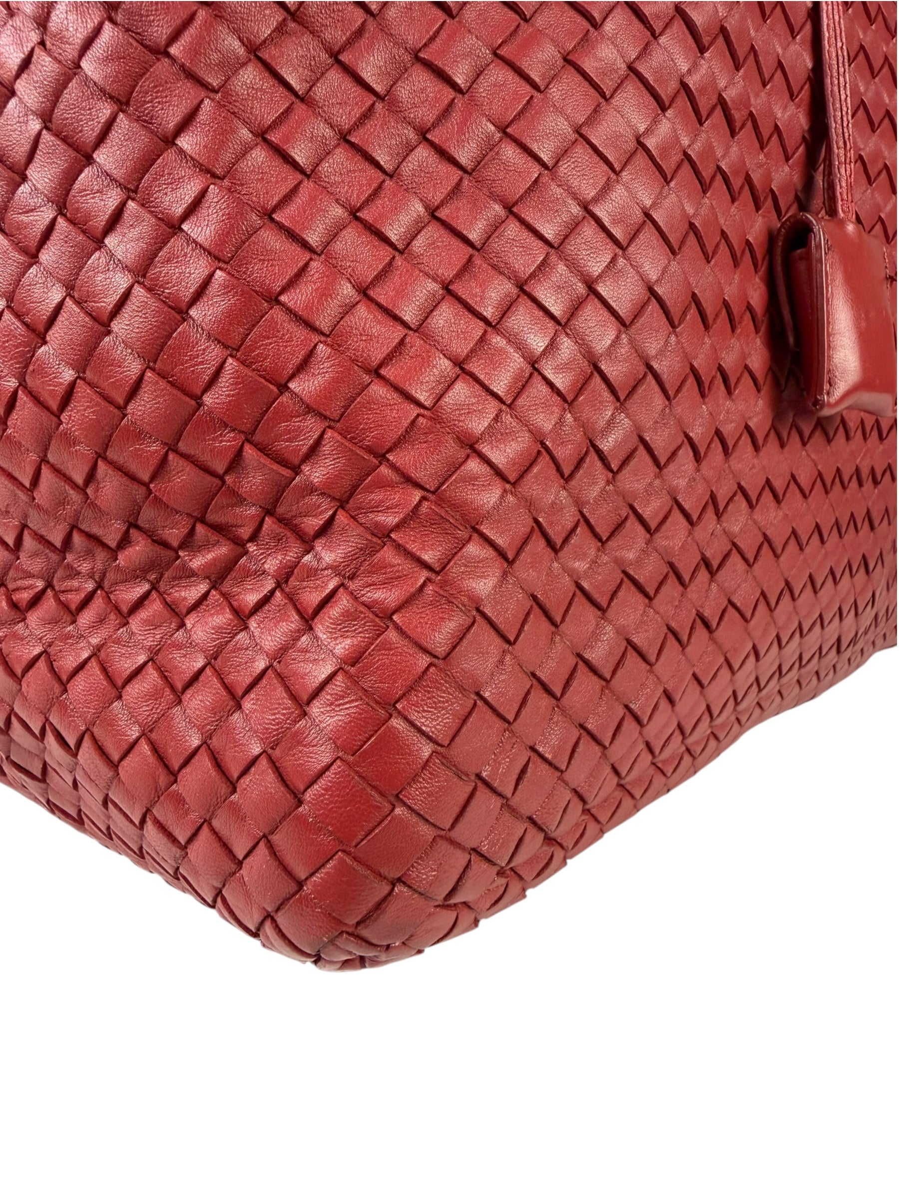 Bottega Veneta Red Intrecciato Montaigne Bag