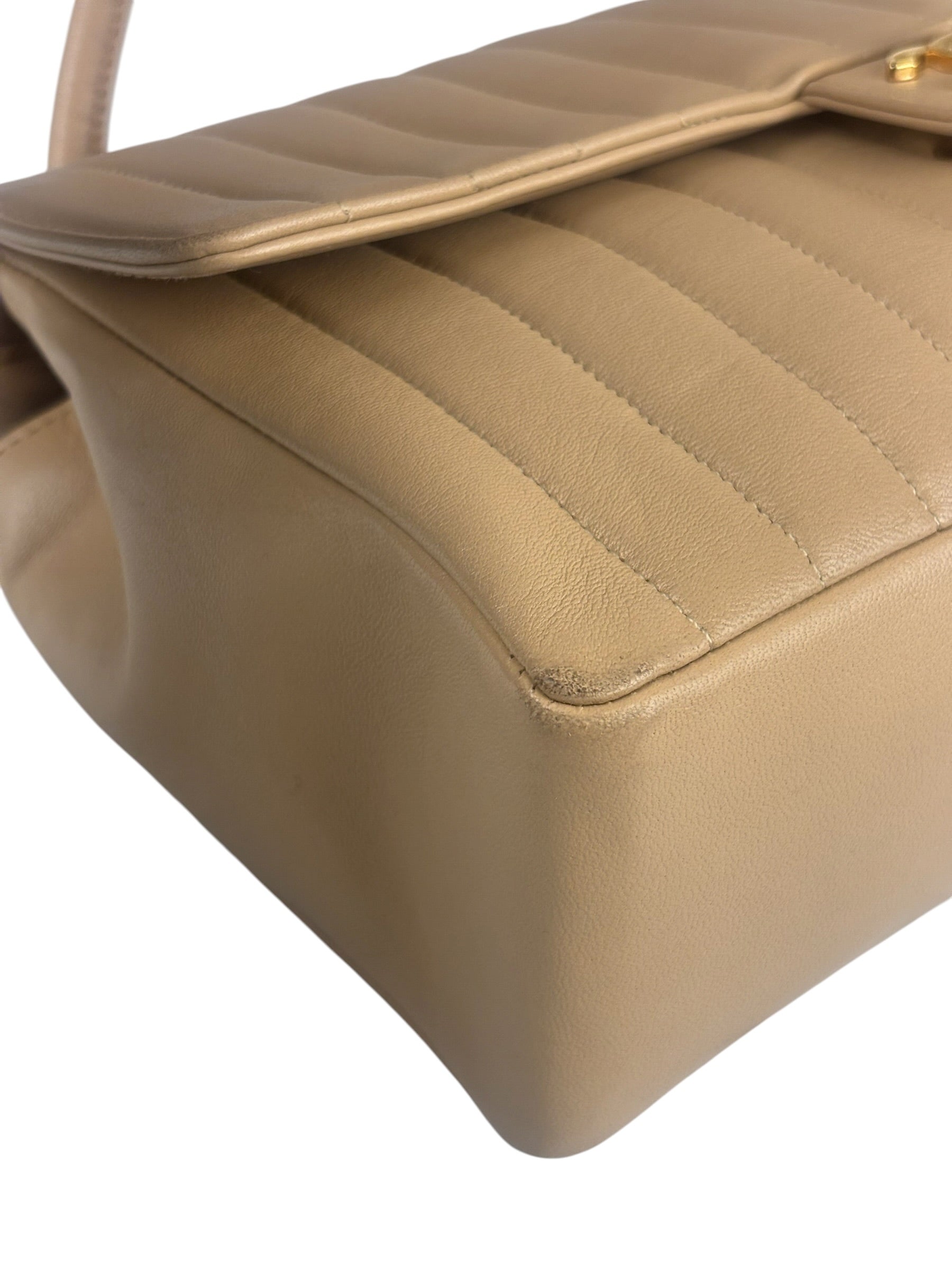 Chanel Vintage Tan Vertical Quilt Flap Shoulder Bag 1989