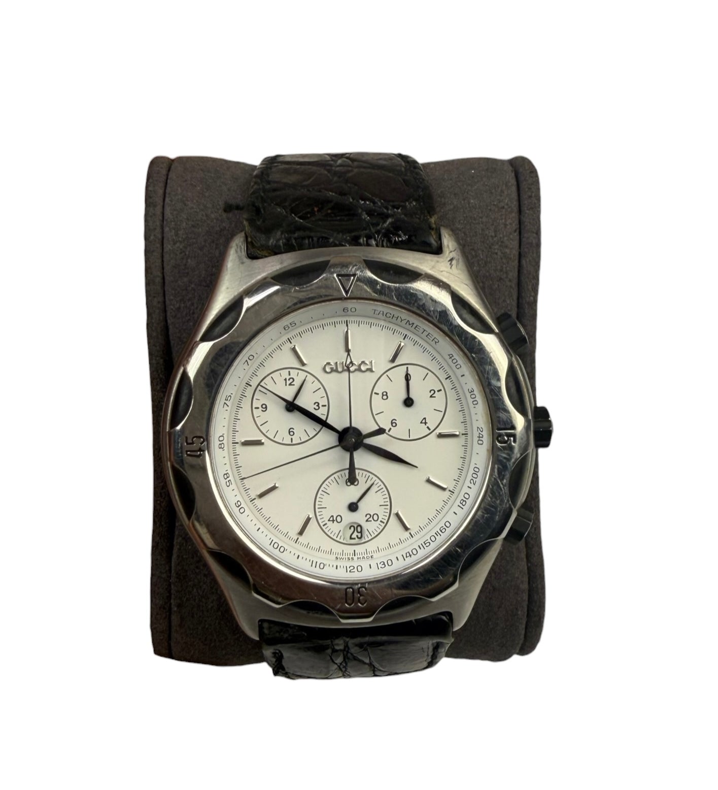 Gucci 50.000 White Dial Chronograph Black Sttrap