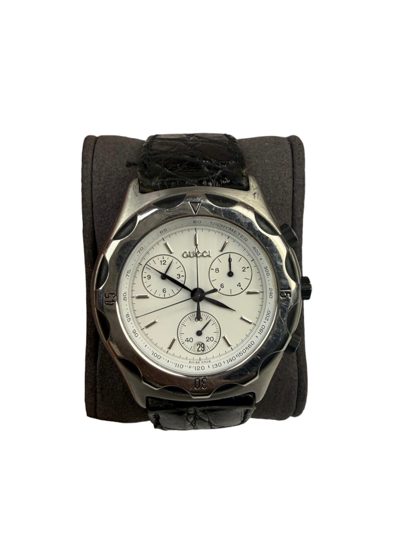 Gucci 50.000 White Dial Chronograph Black Sttrap