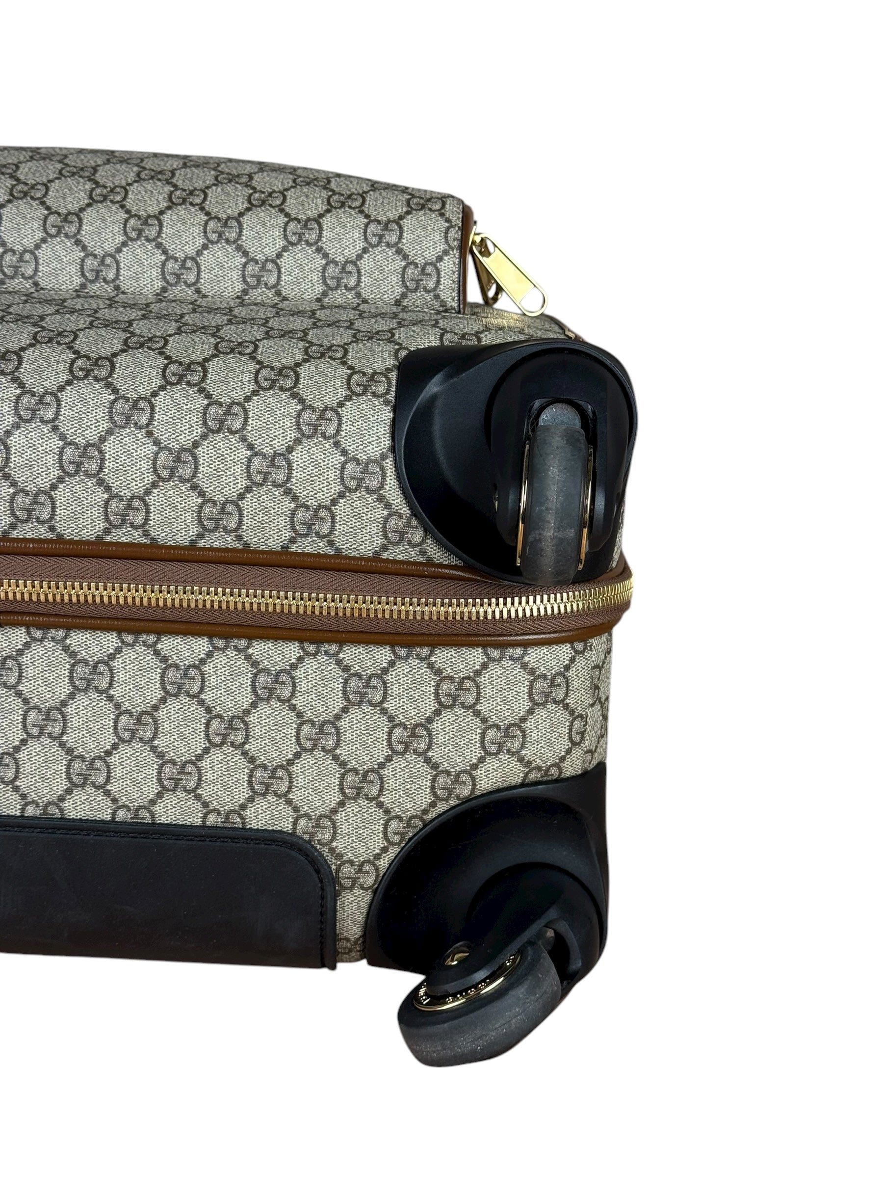 Gucci GG Supreme Medium Trolley Luggage