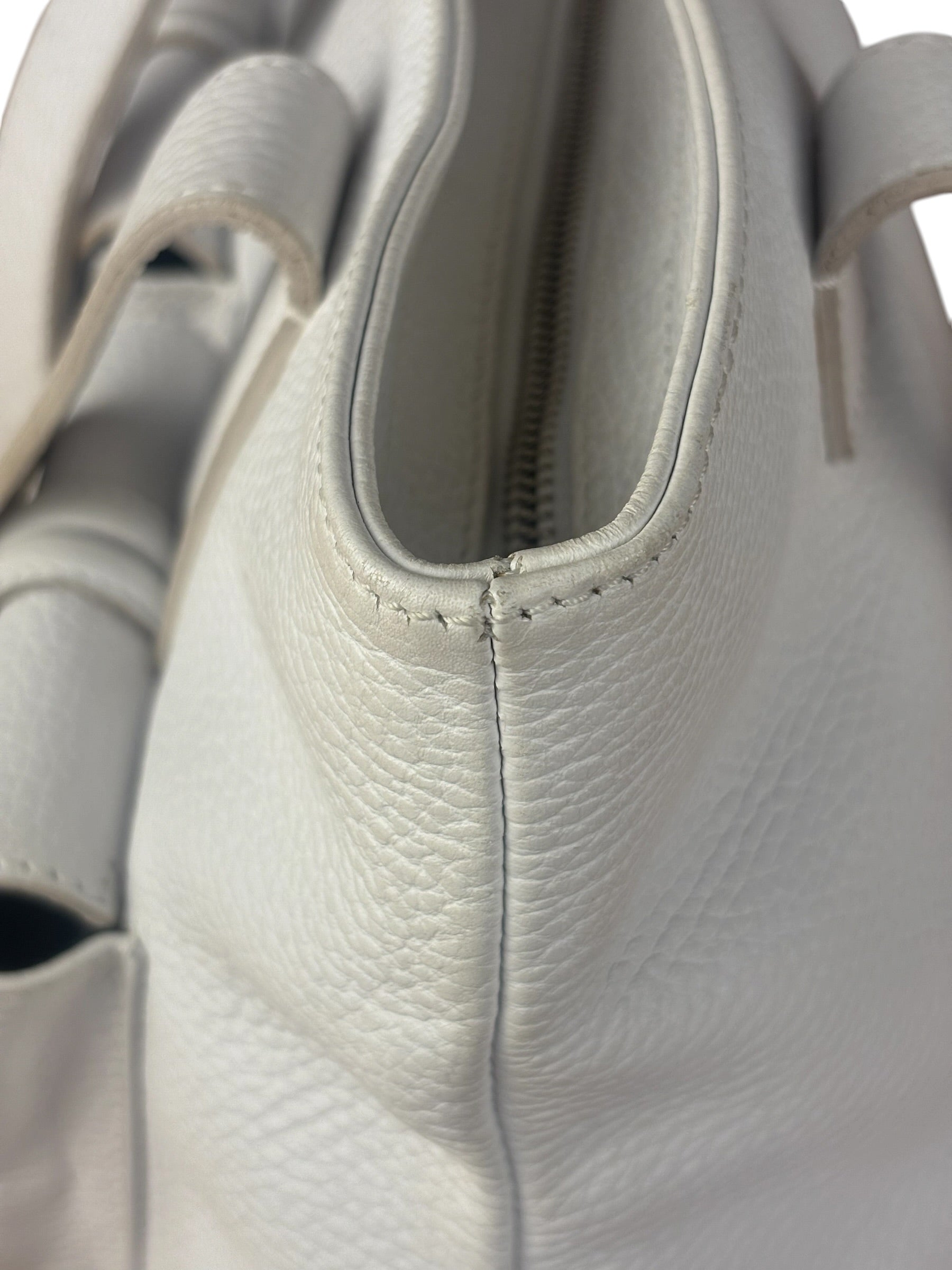 Burberry White Pebbled Leather Shoulder Bag