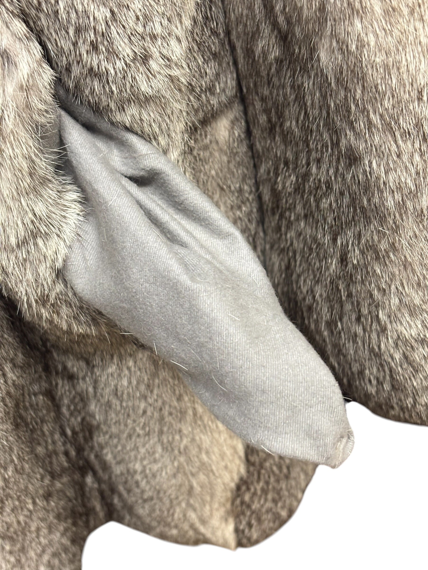 Gifu Mouhi Grey Rabbi Fur Coat