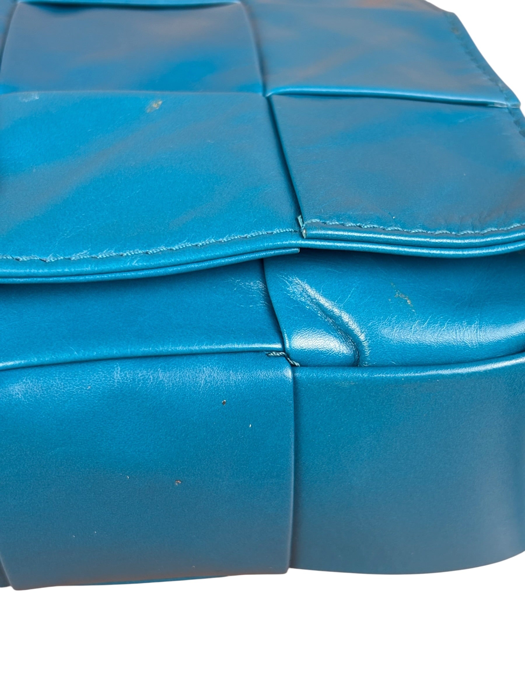 Bottega Veneta Cyan Leather Cassete Bag