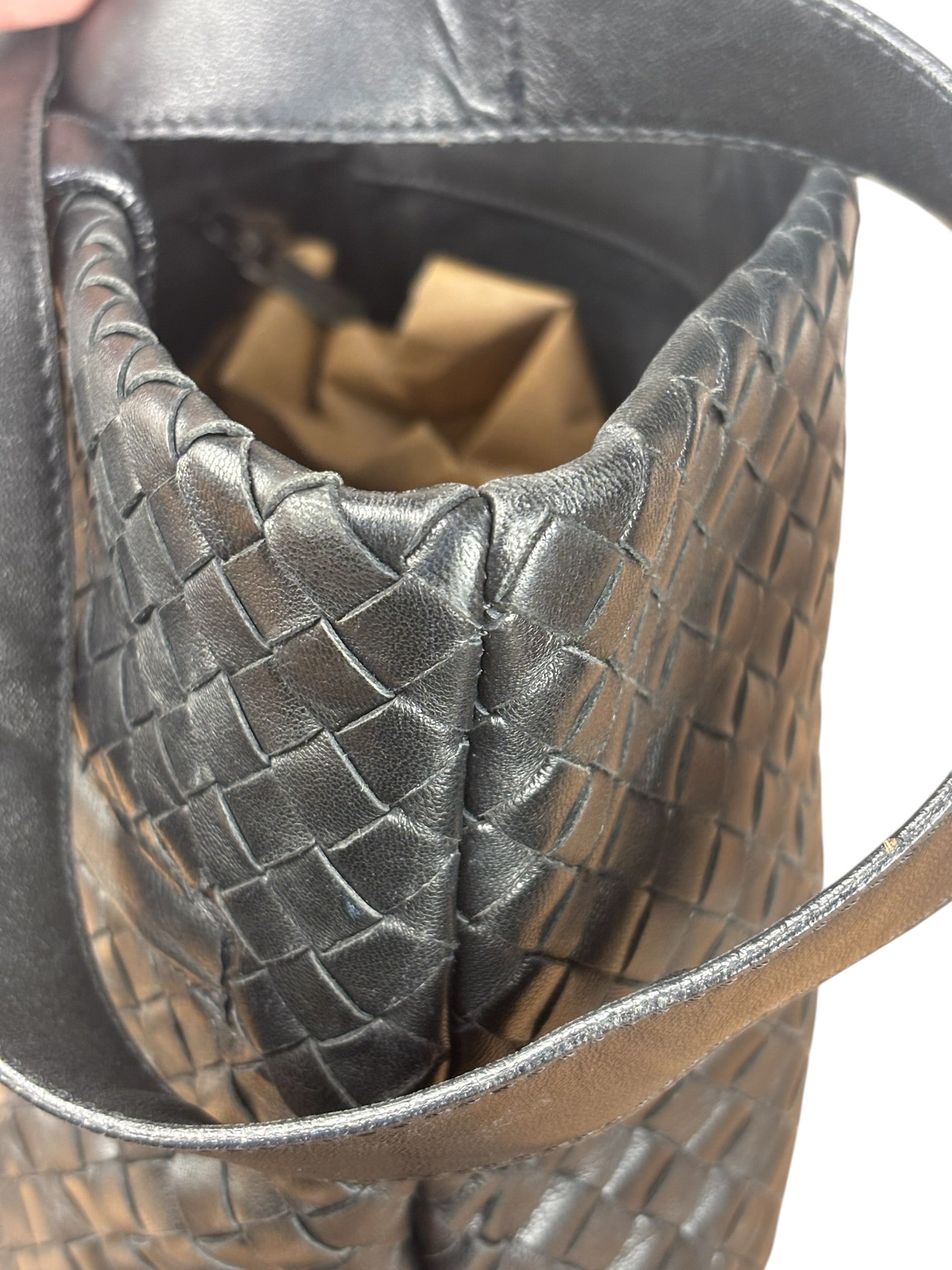Bottega Veneta Black Intrecciato weave Shoulder bag
